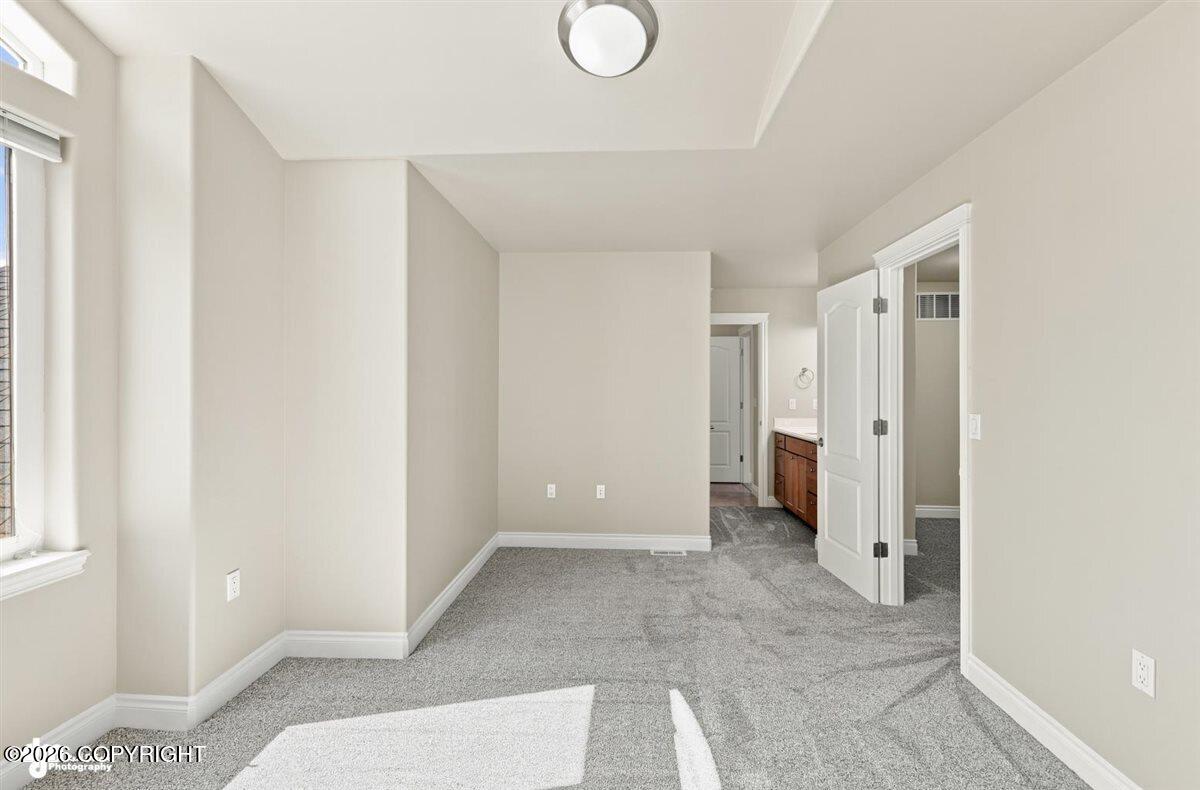 3318 S Charming Valley Loop
