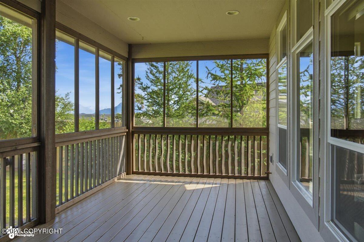3318 S Charming Valley Loop