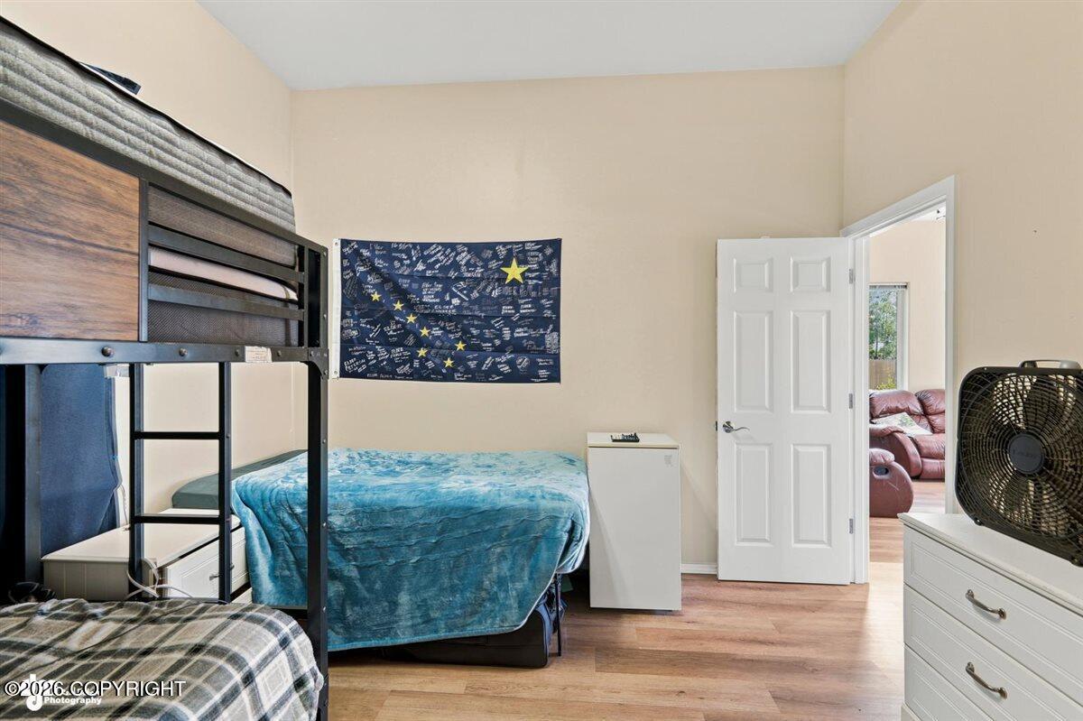 3318 S Charming Valley Loop