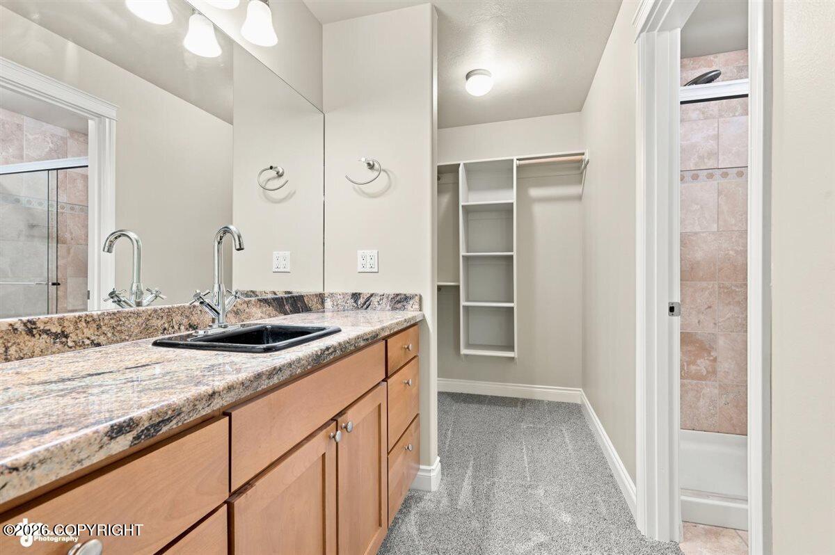 3318 S Charming Valley Loop