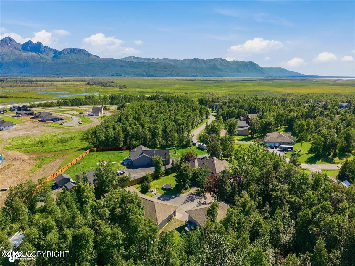 3318 S Charming Valley Loop