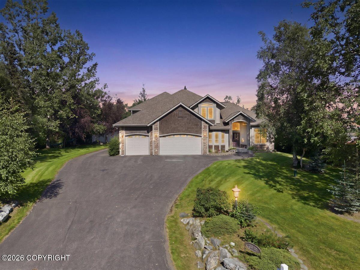 3318 S Charming Valley Loop