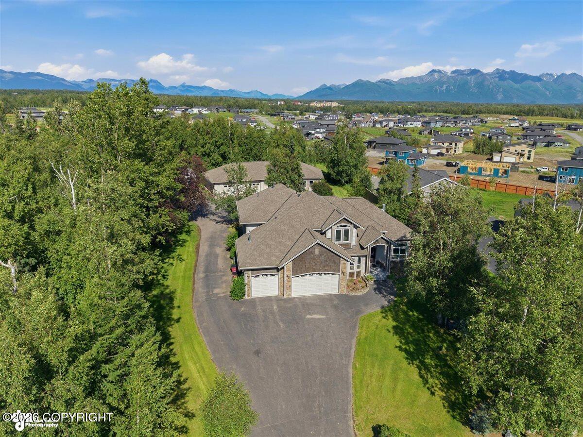 3318 S Charming Valley Loop