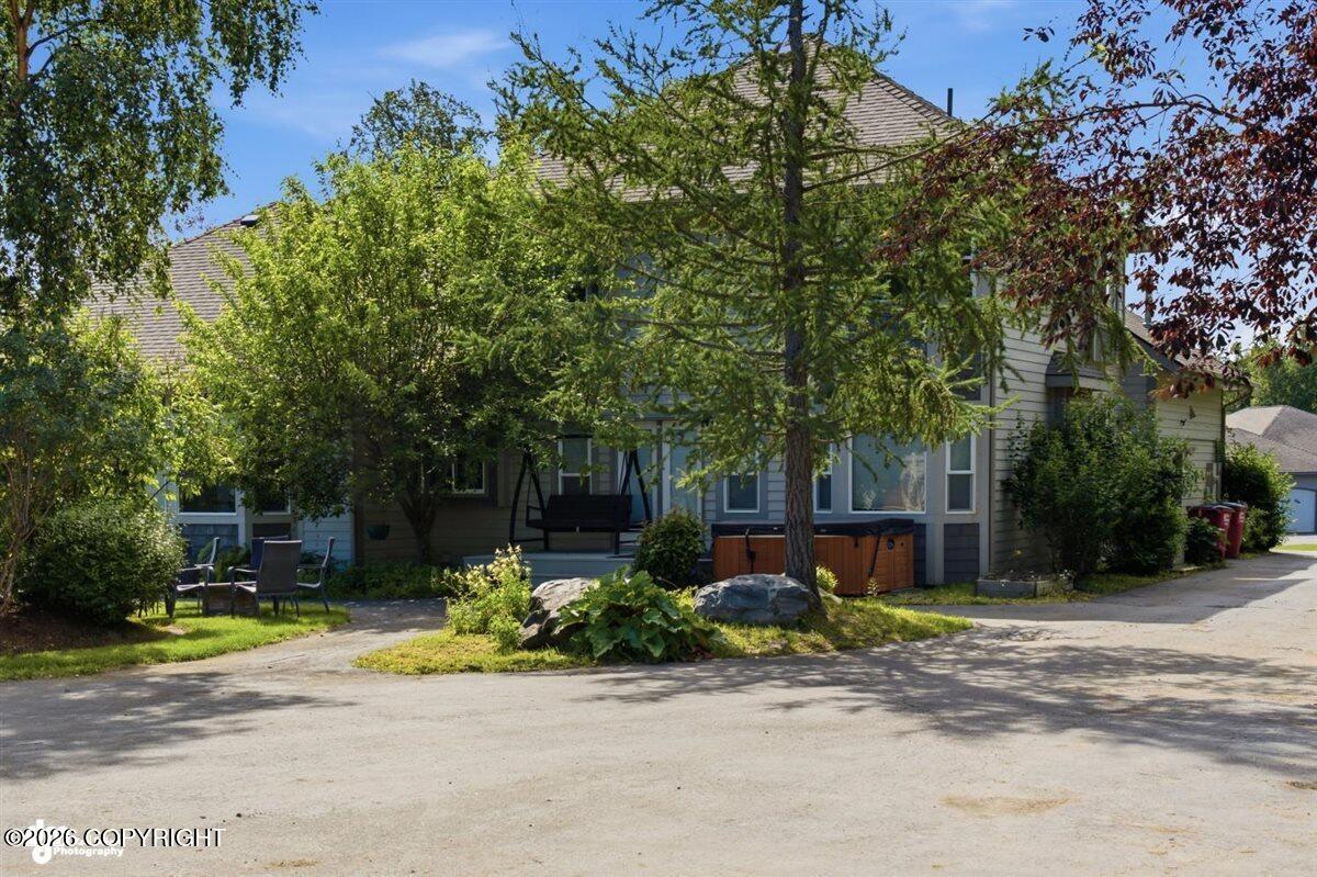 3318 S Charming Valley Loop