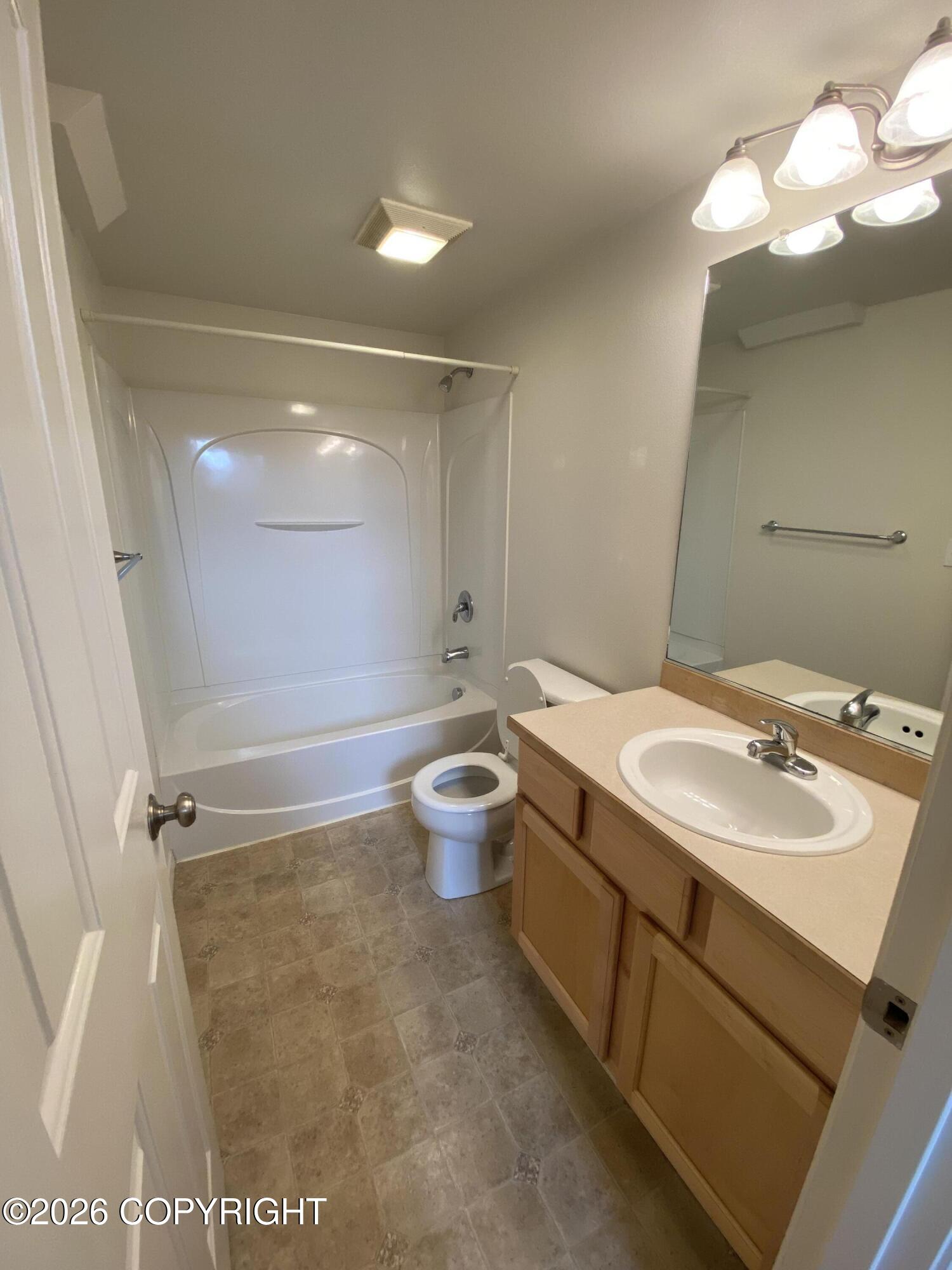 8953 Eagle Pl Loop