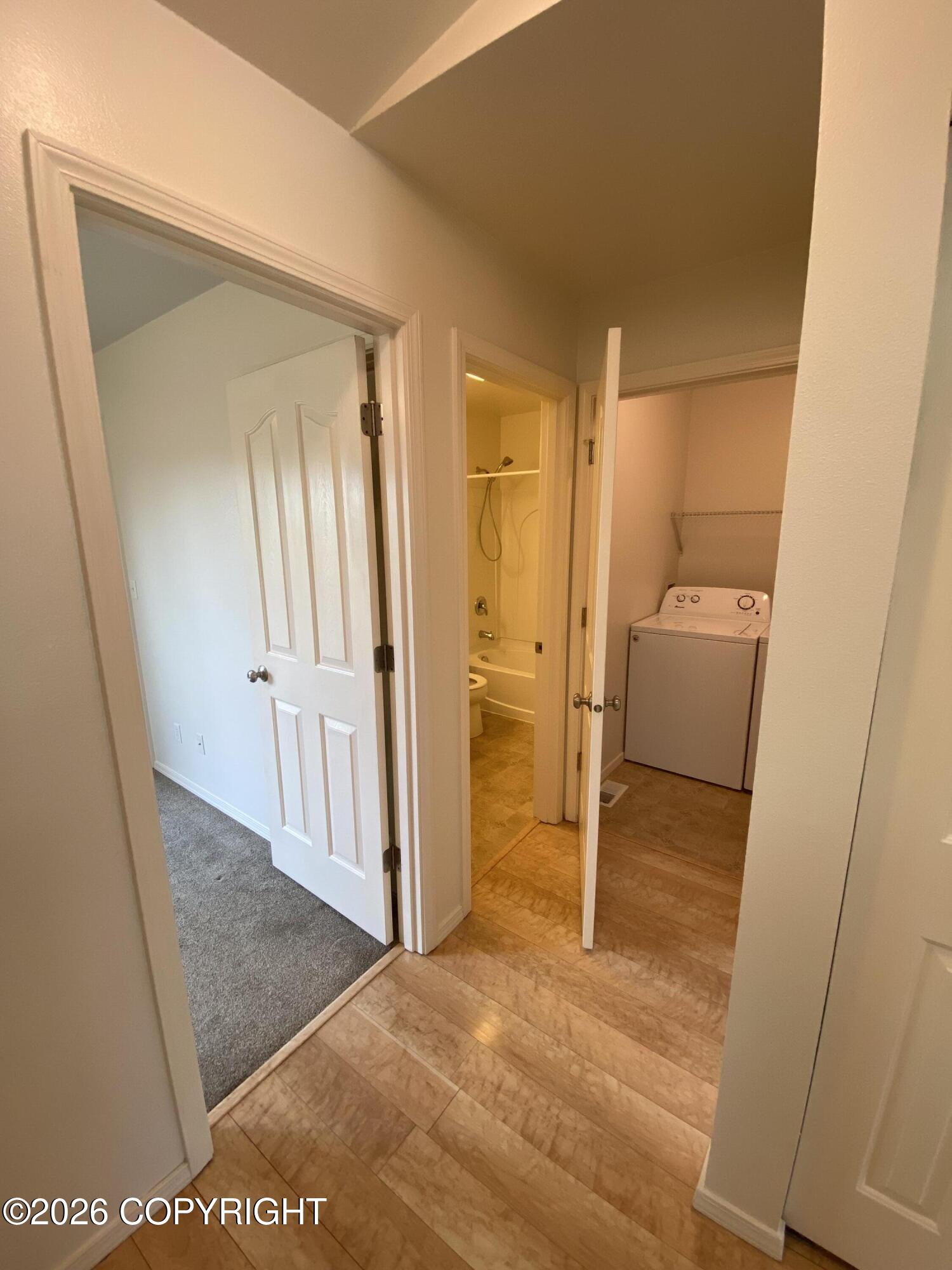 8953 Eagle Pl Loop
