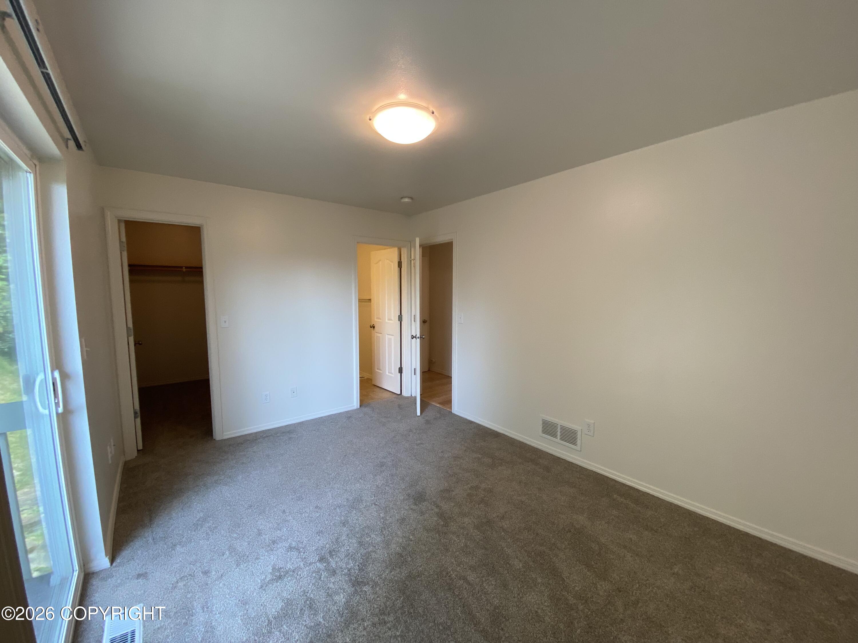 8953 Eagle Pl Loop