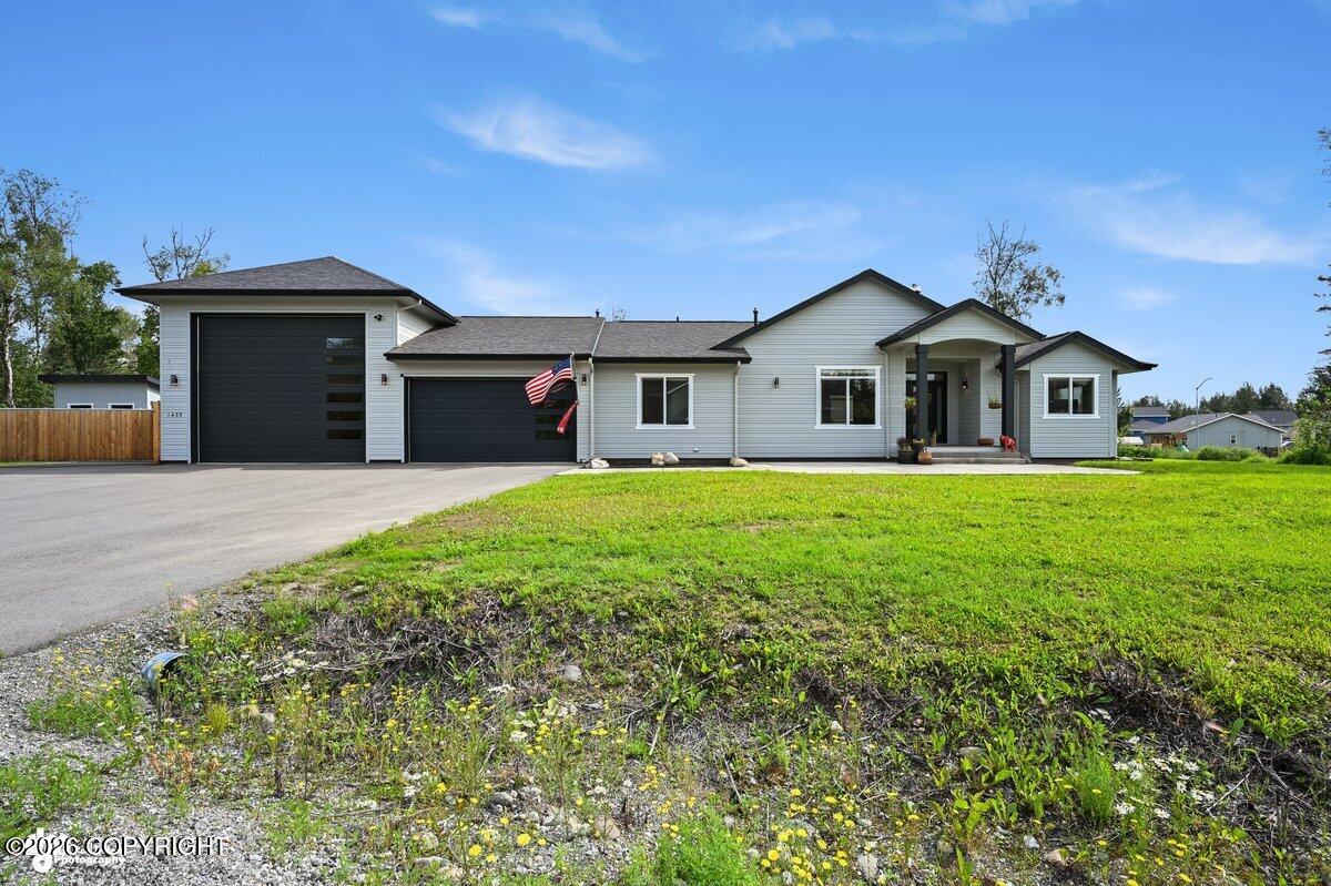 1435 S Andre Circle