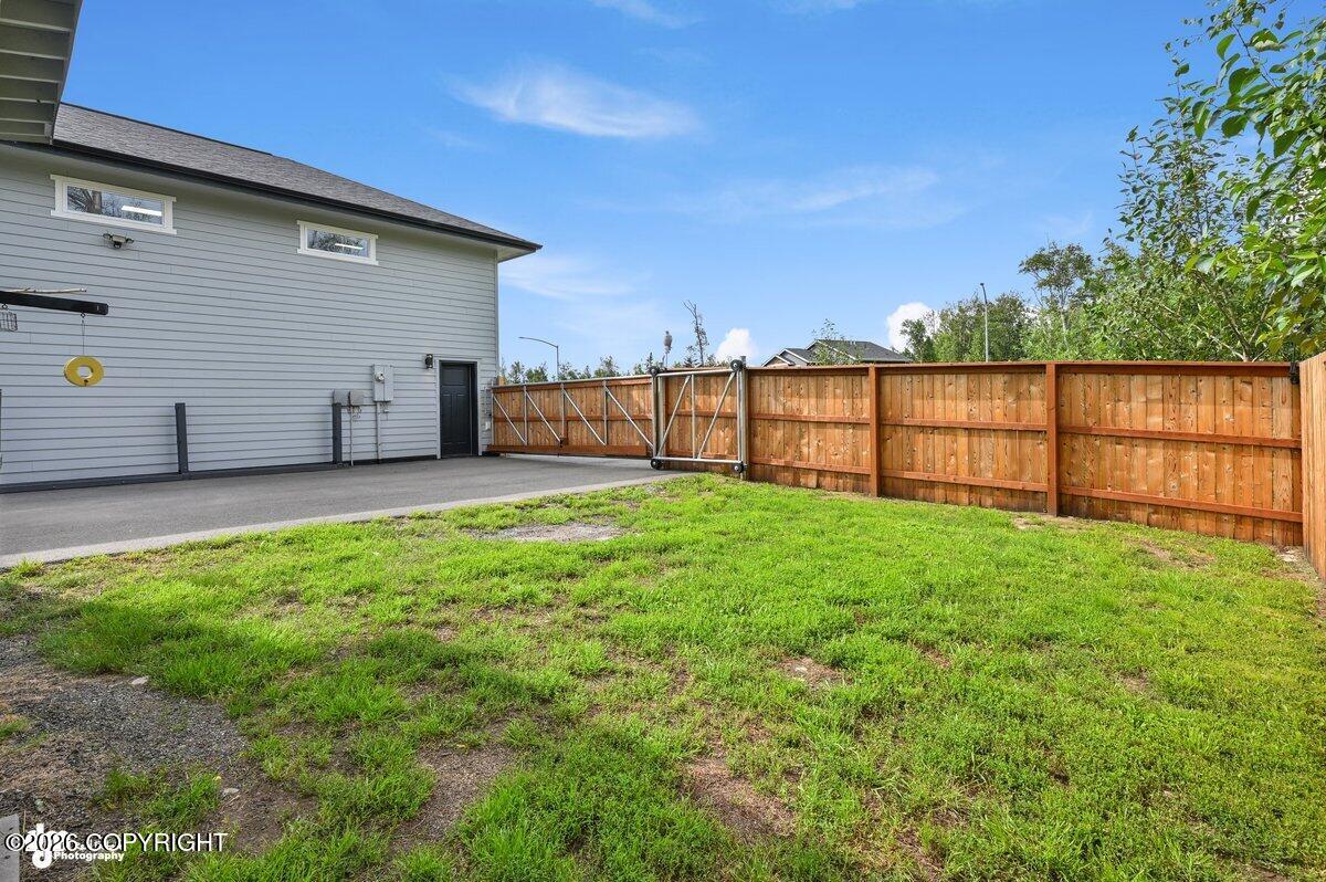 1435 S Andre Circle