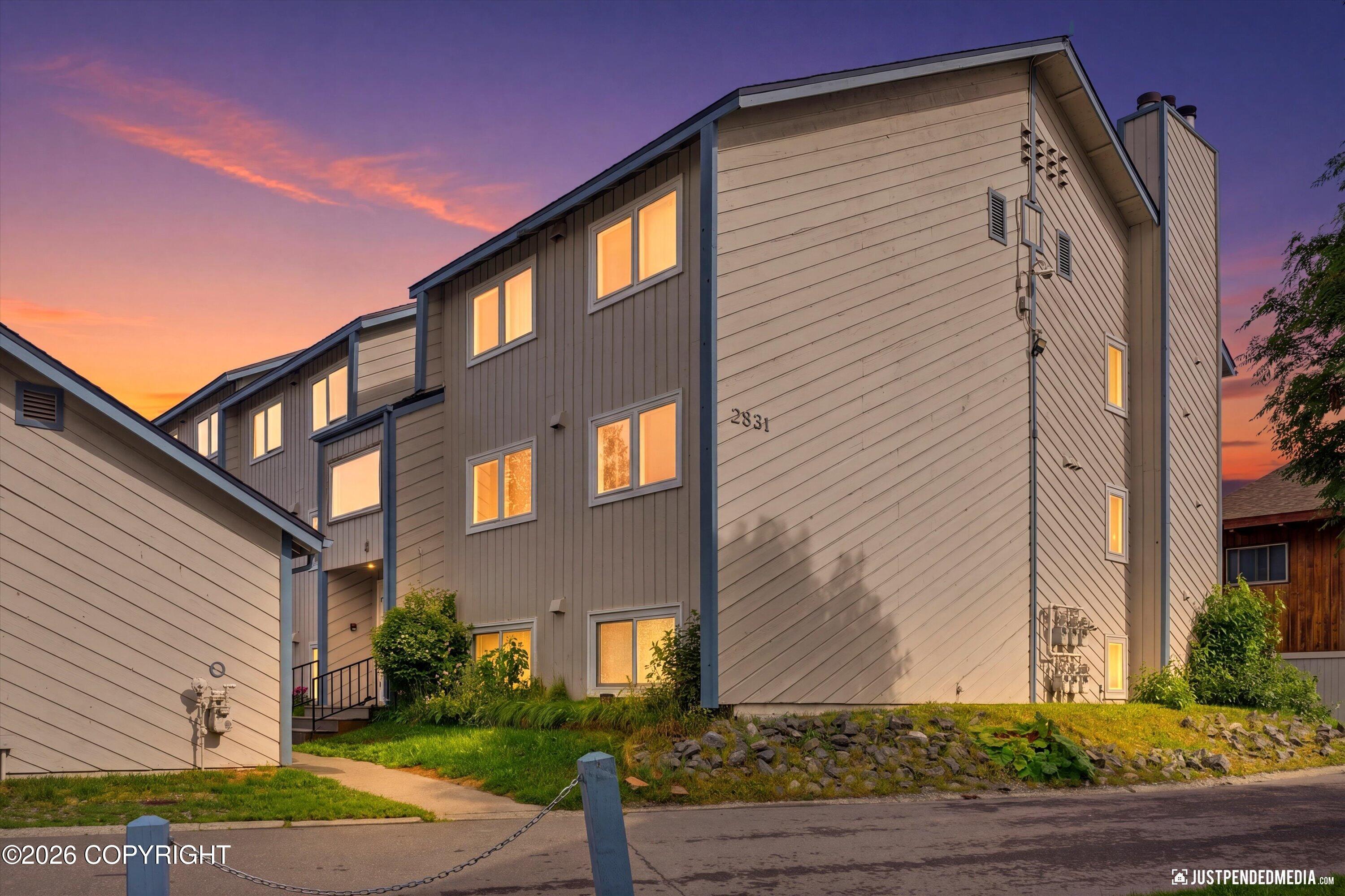 2831 W International Airport Road # F302 Unit: #F302