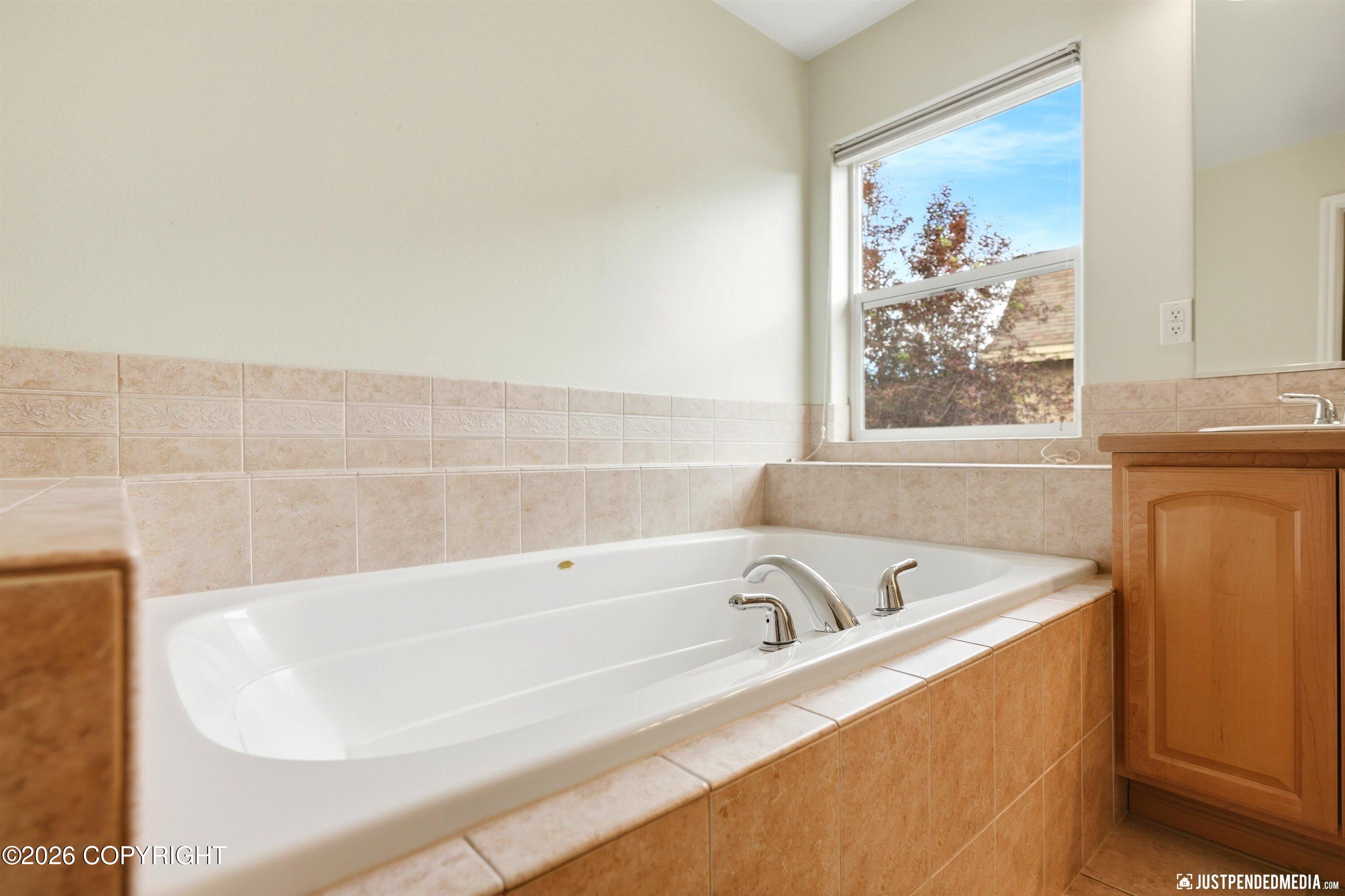 5717 Yukon Charlie Loop
