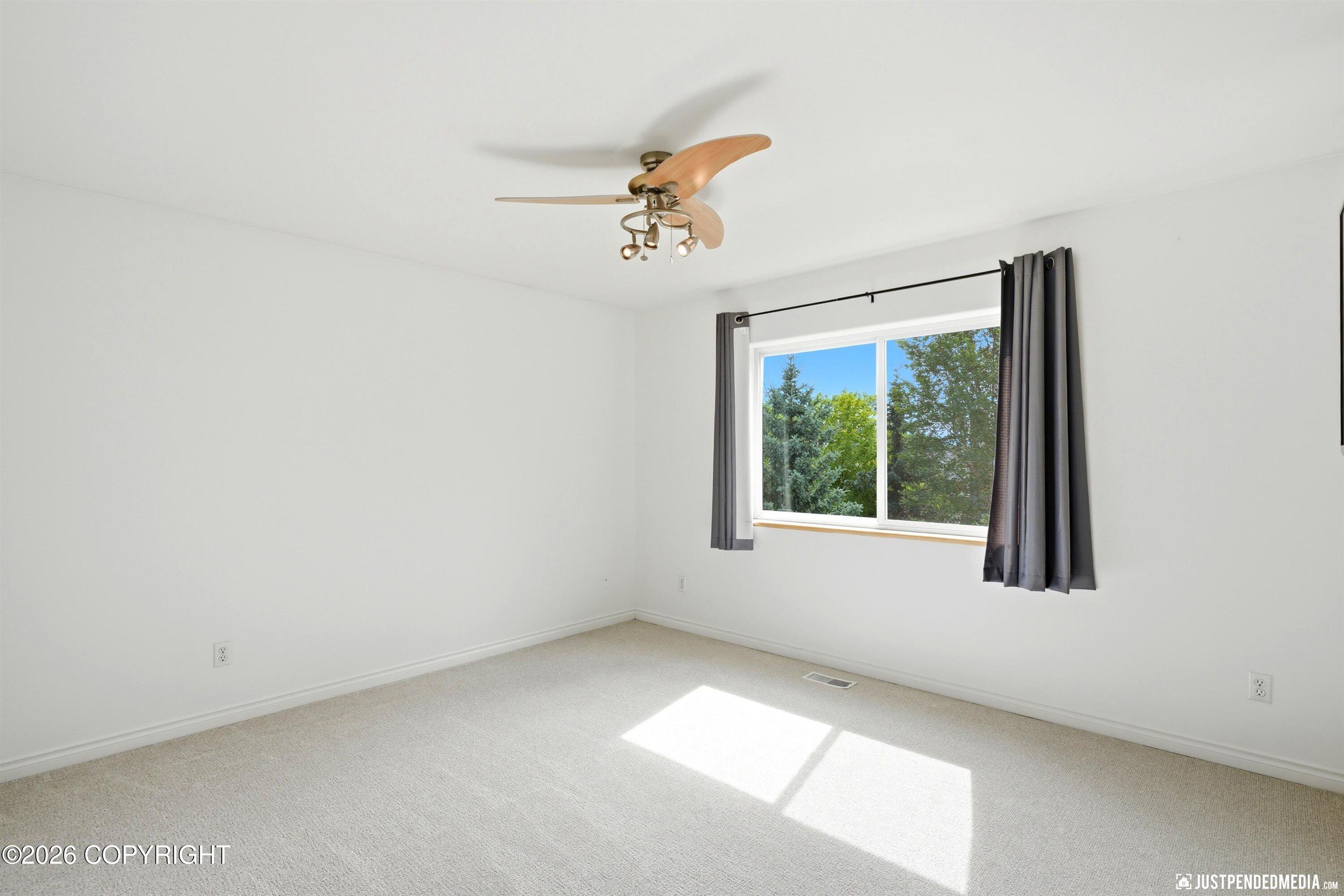 5717 Yukon Charlie Loop