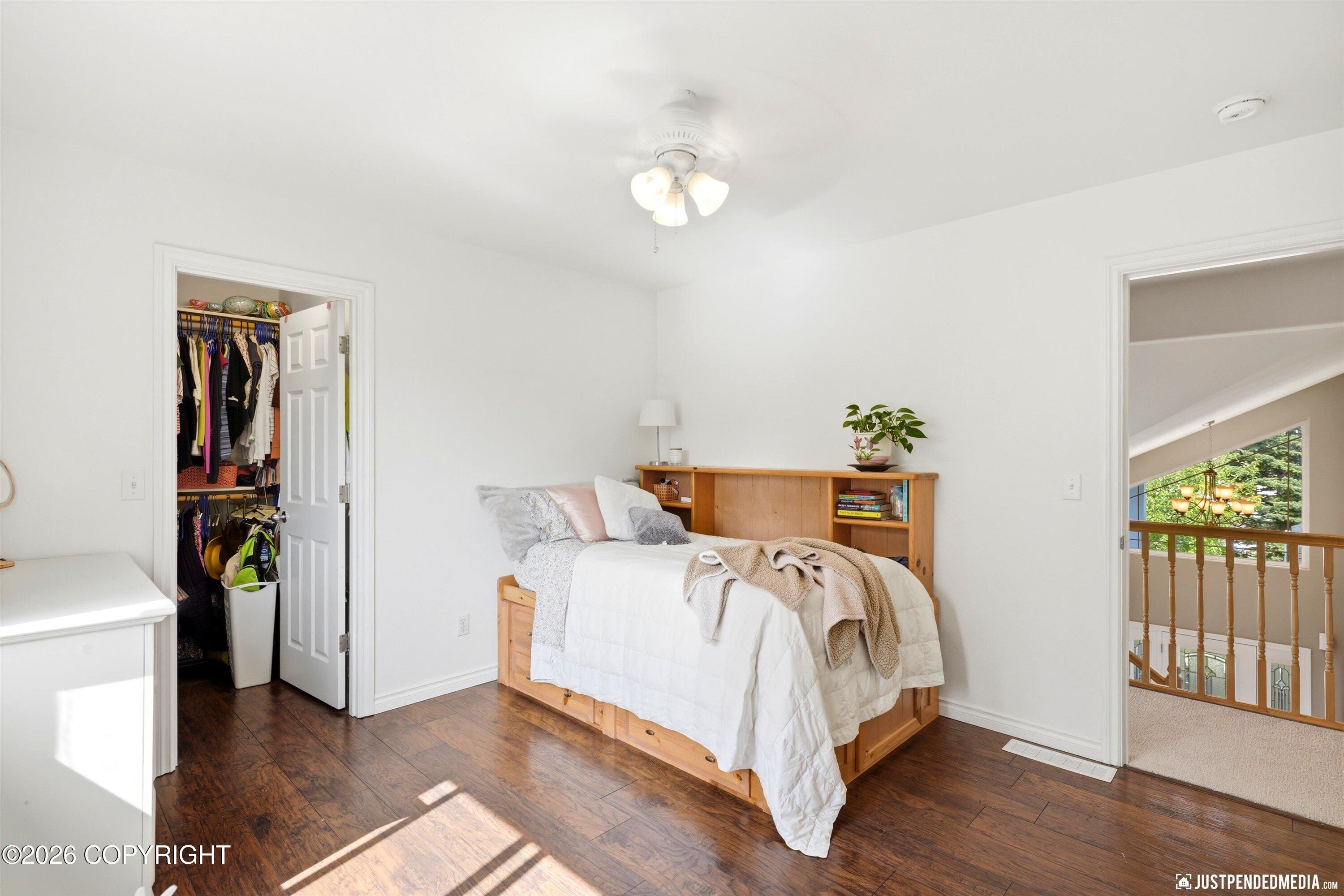 5717 Yukon Charlie Loop