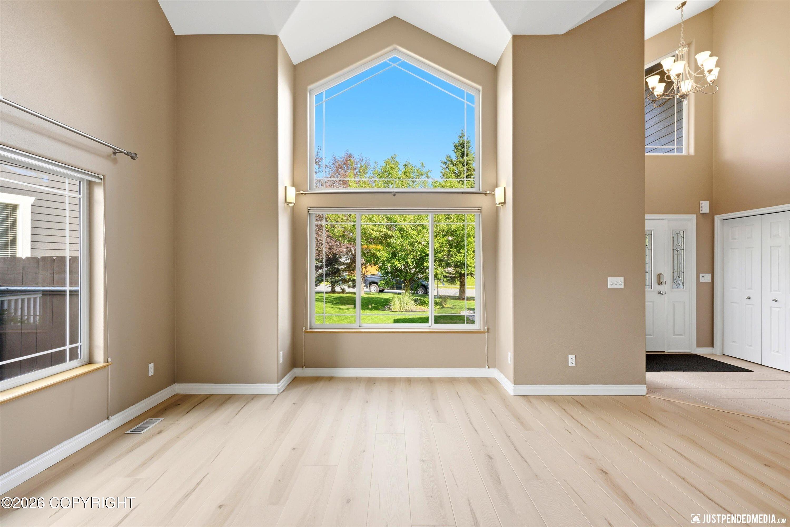 5717 Yukon Charlie Loop