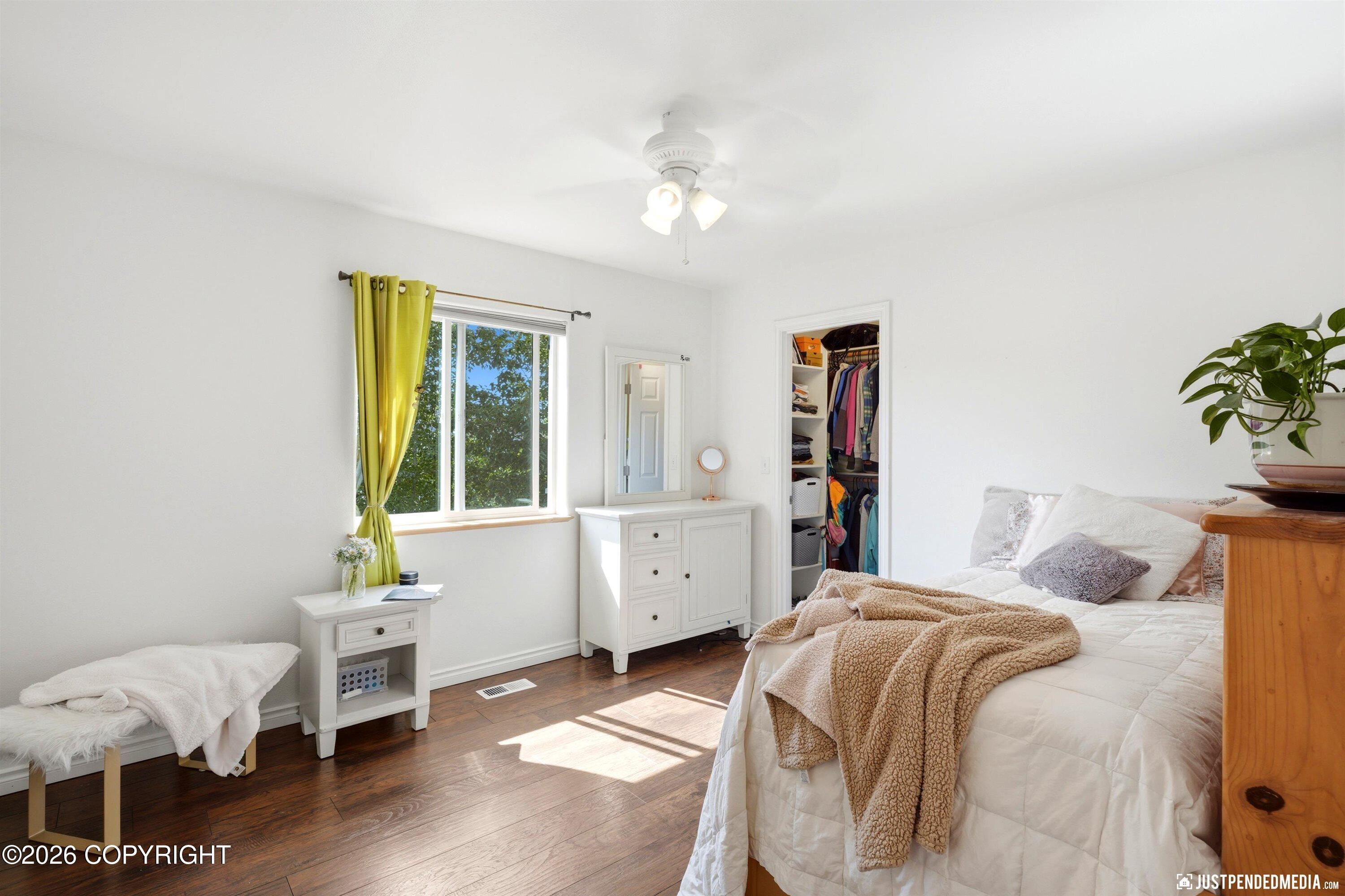 5717 Yukon Charlie Loop