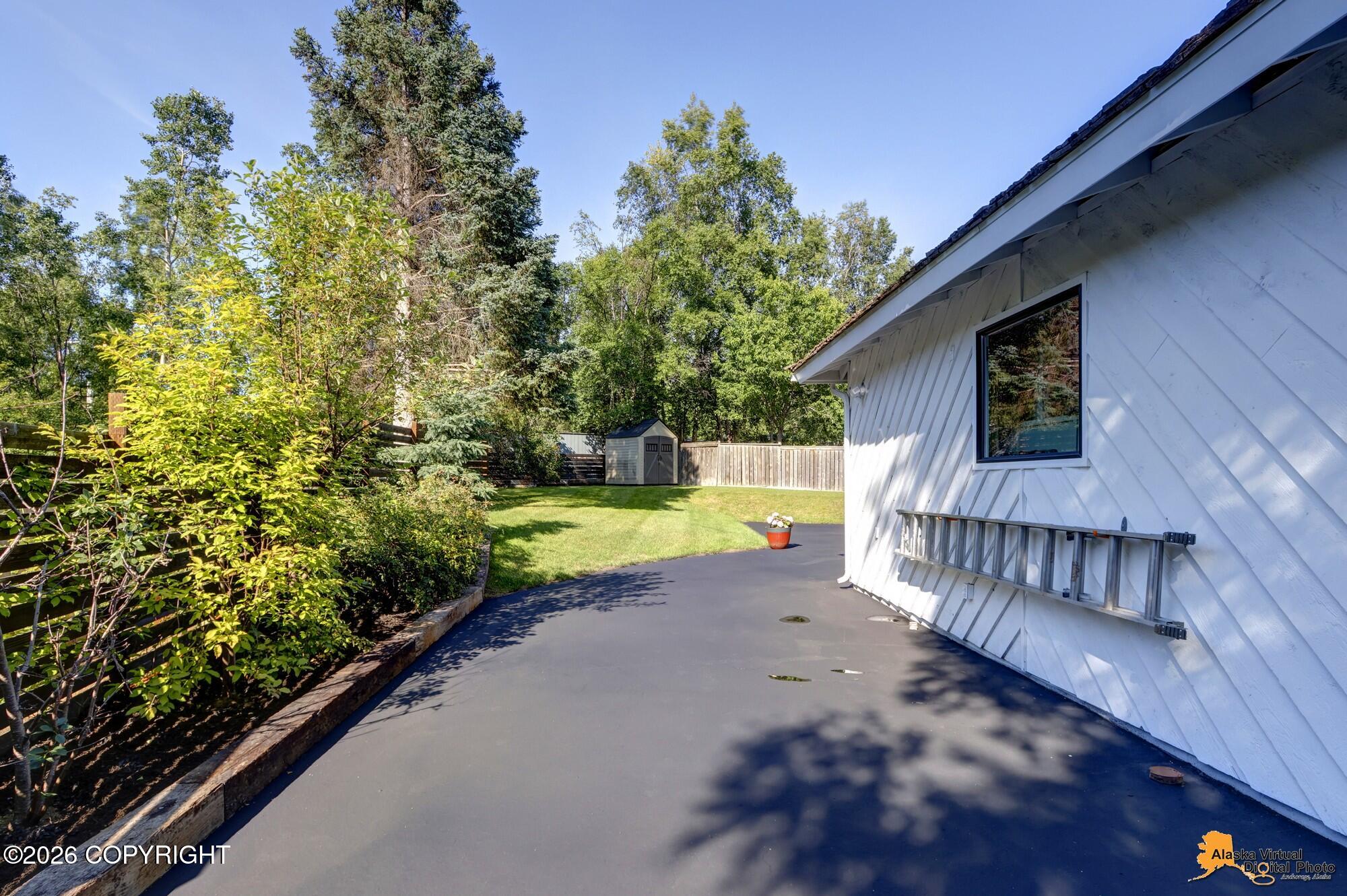 2121 Belmont Drive