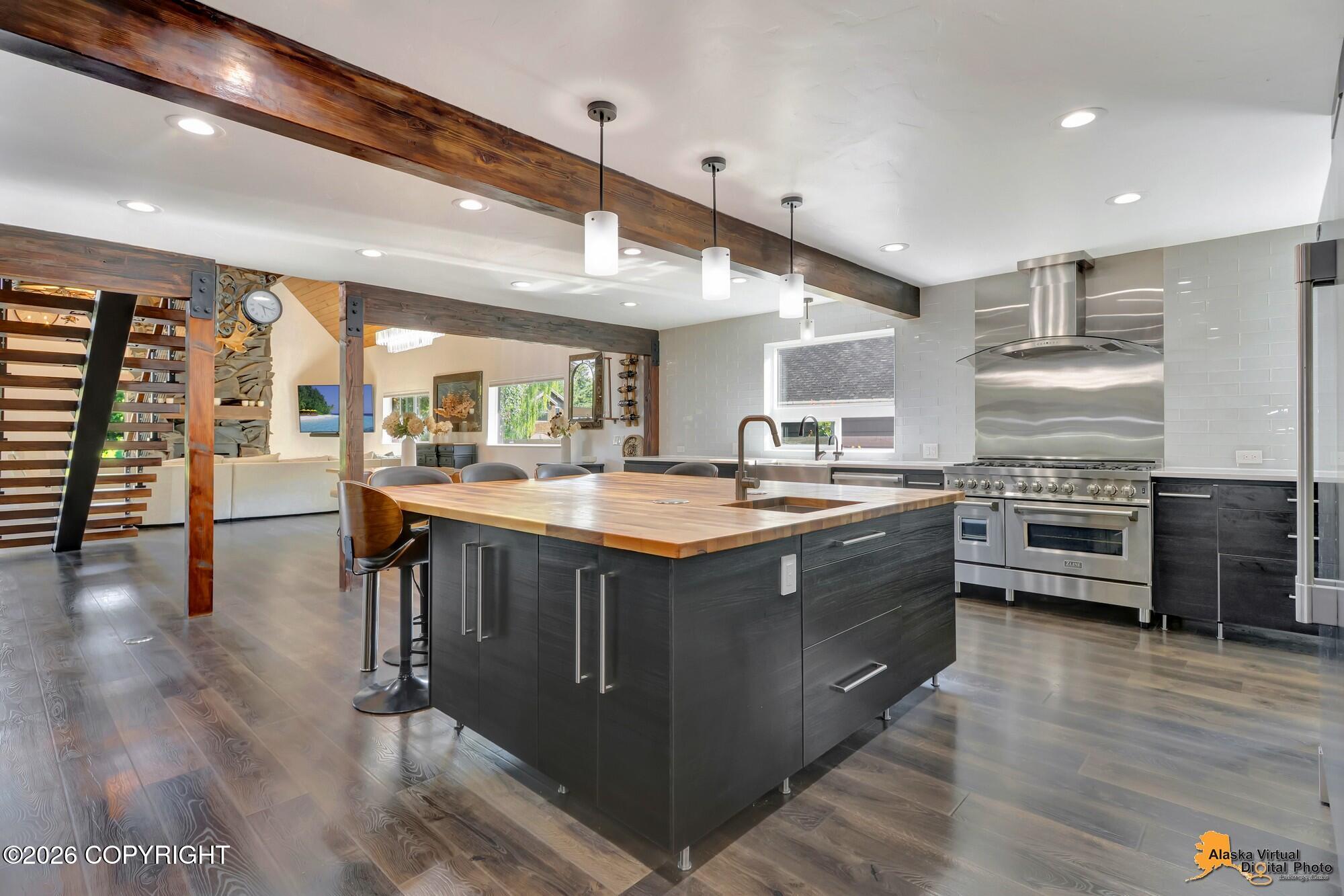 2121 Belmont Drive