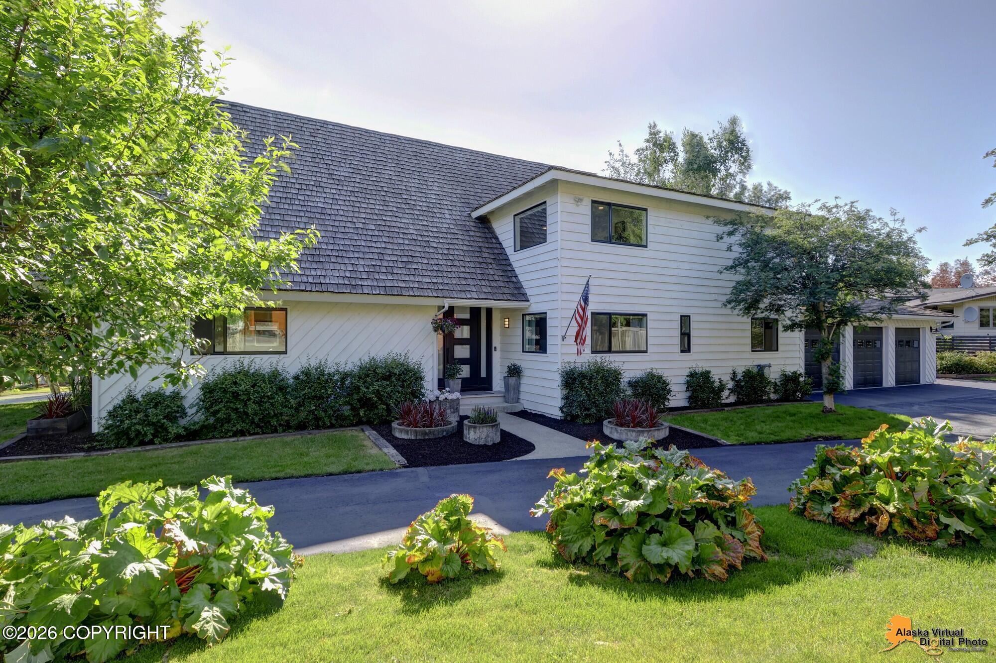 2121 Belmont Drive
