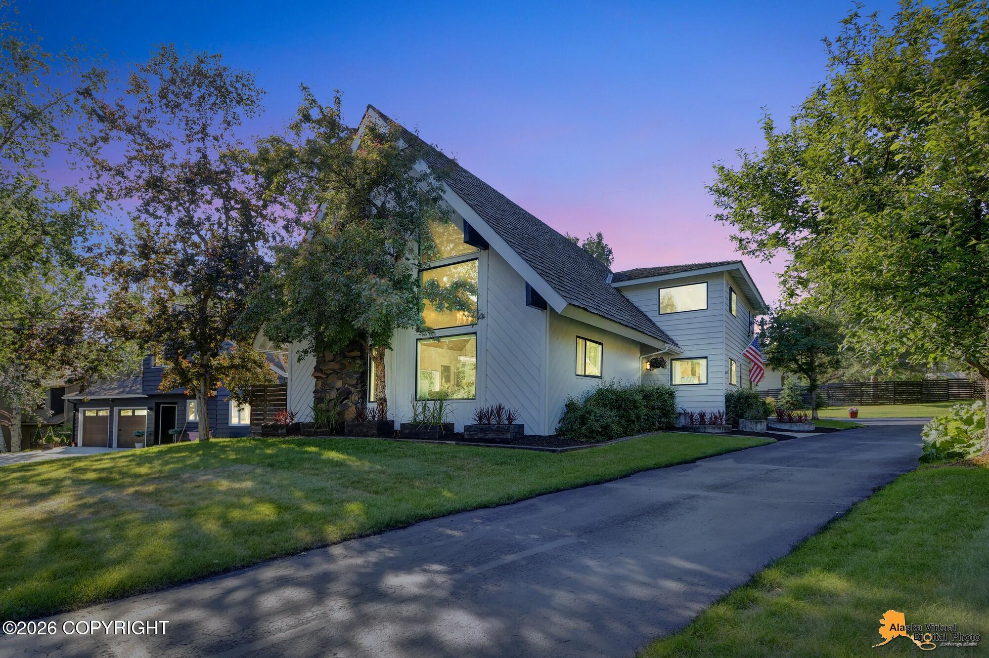 2121 Belmont Drive