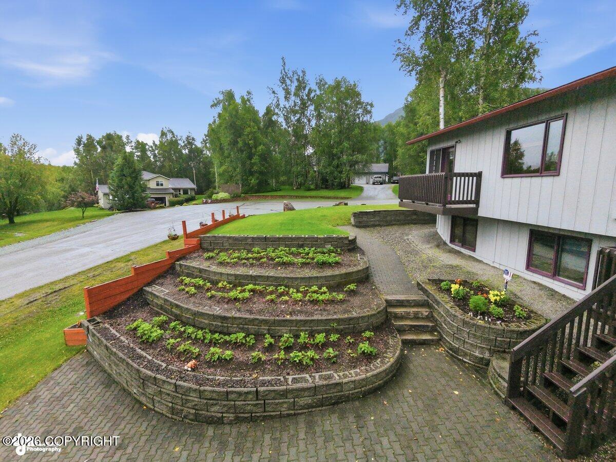 21910 Sheltering Spruce Loop