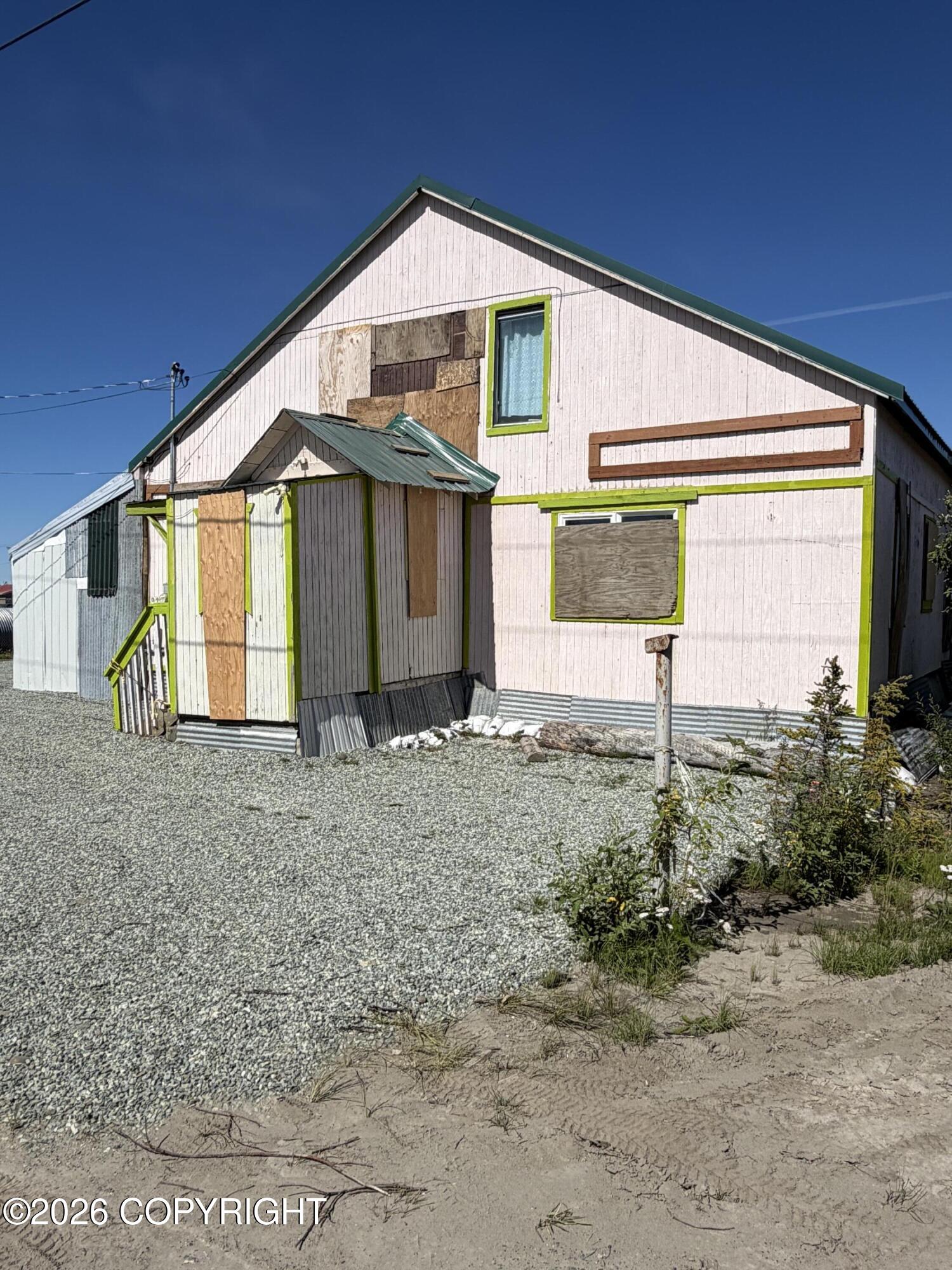 920 Front St Street