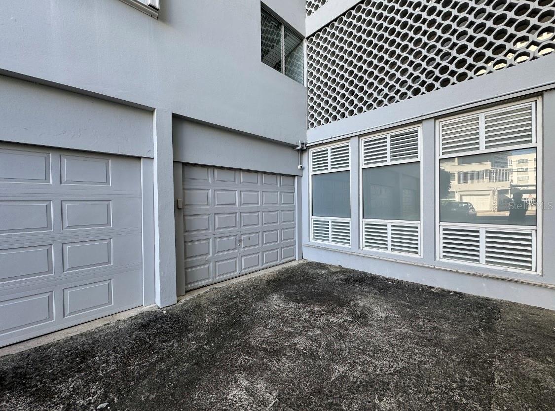 1309 MAGDALENA AVE. #M-61