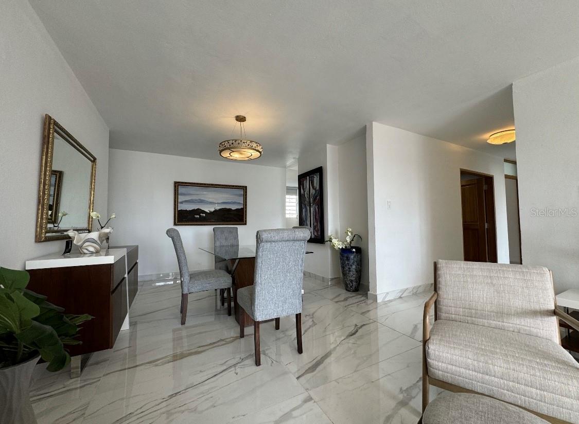 1309 MAGDALENA AVE. #M-61