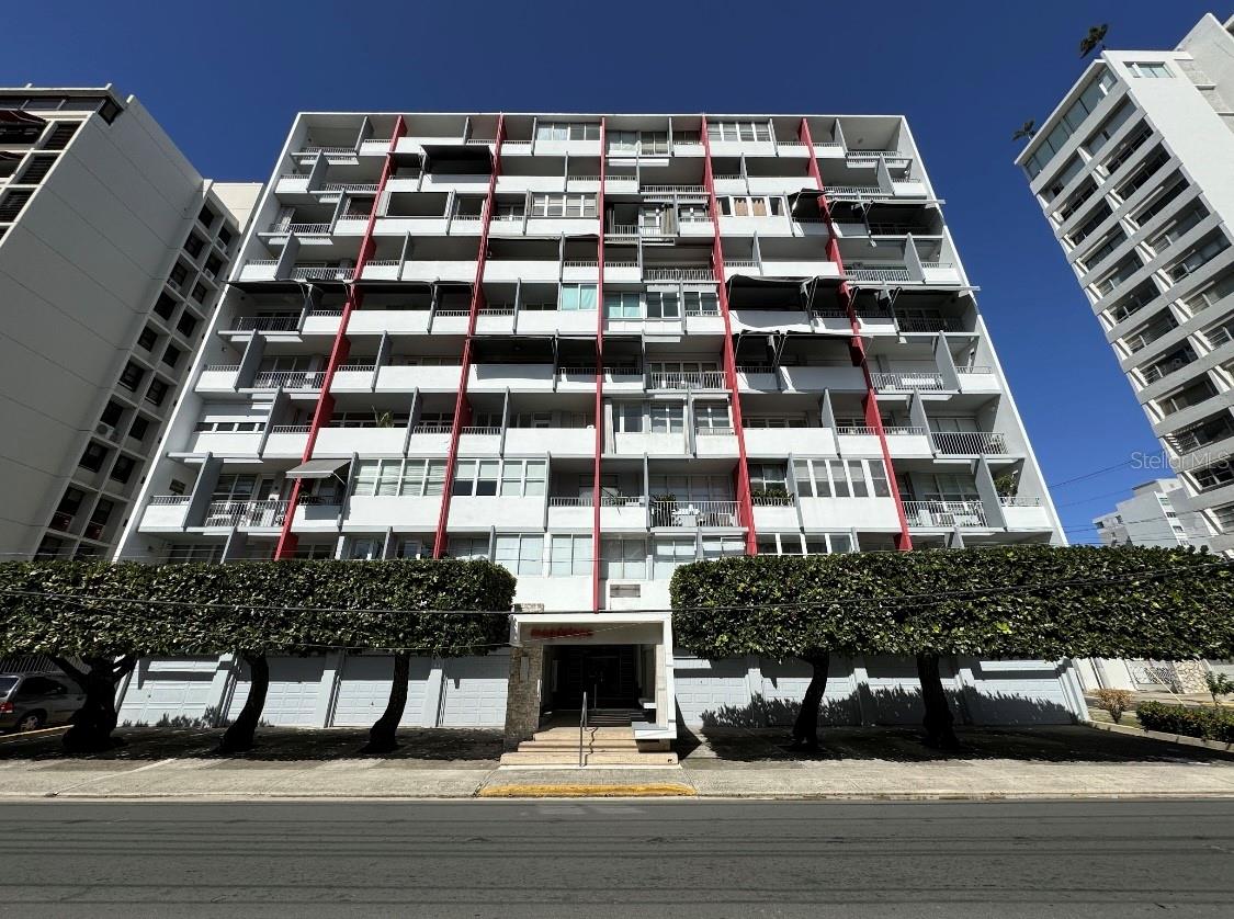 1309 MAGDALENA AVE. #M-61