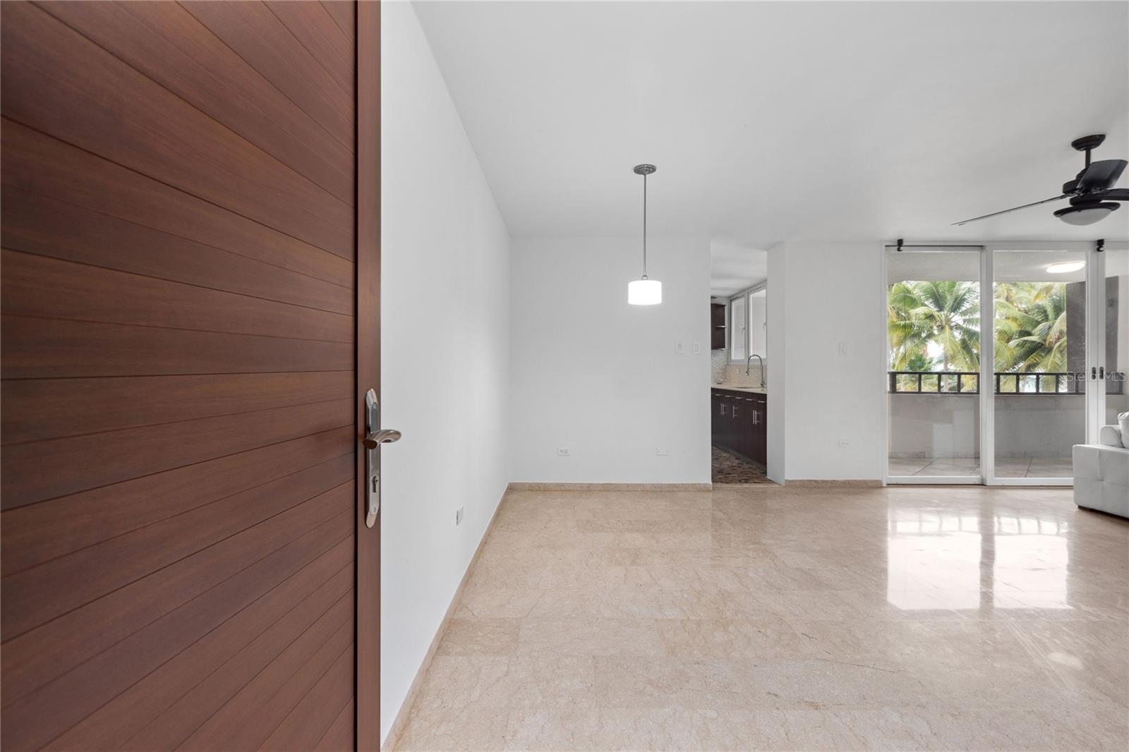 3307 ISLA VERDE AVENUE #304