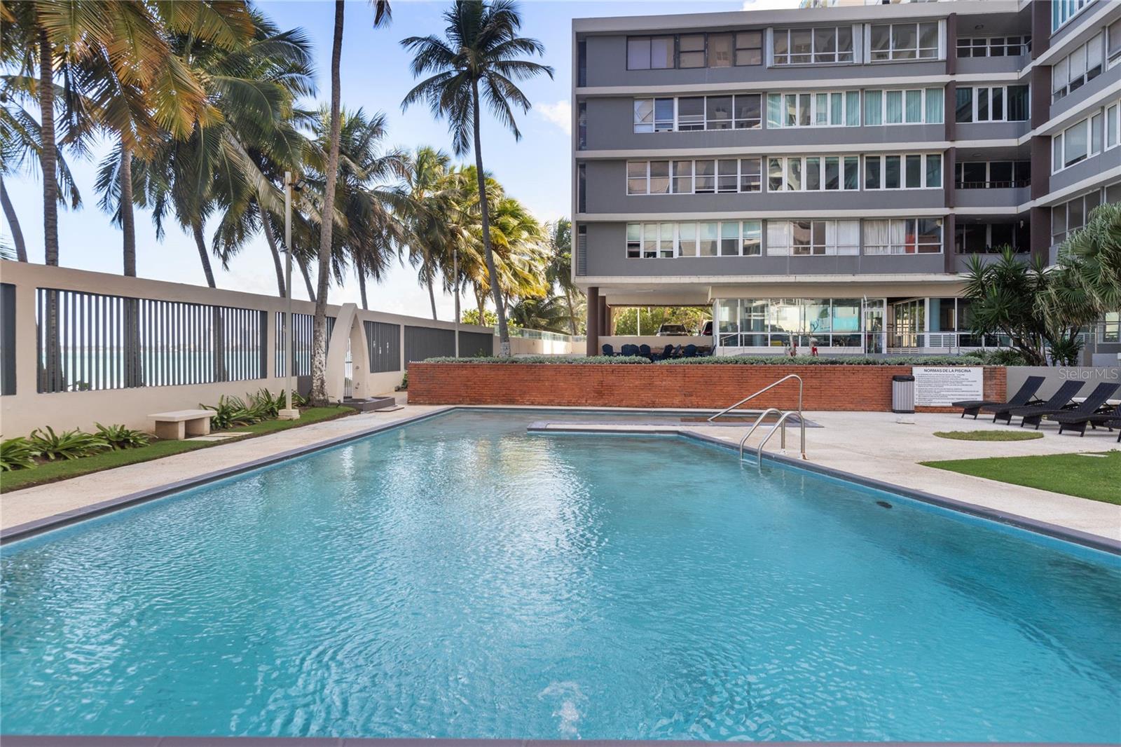 3307 ISLA VERDE AVENUE #304