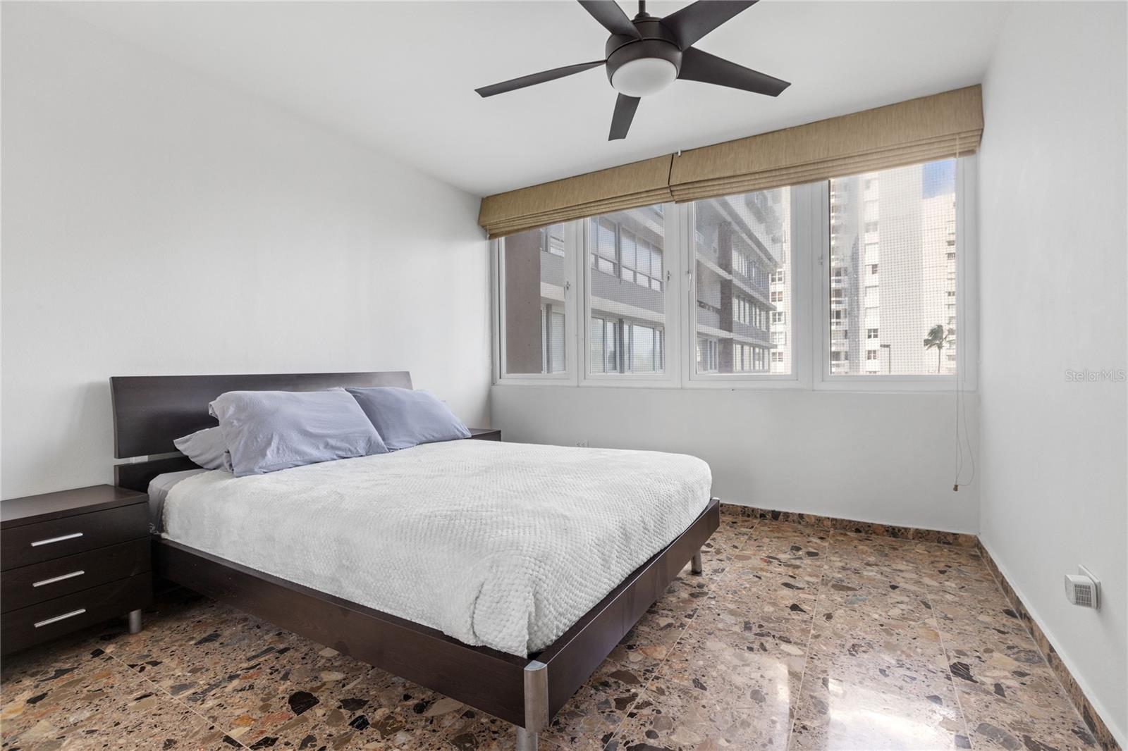 3307 ISLA VERDE AVENUE #304