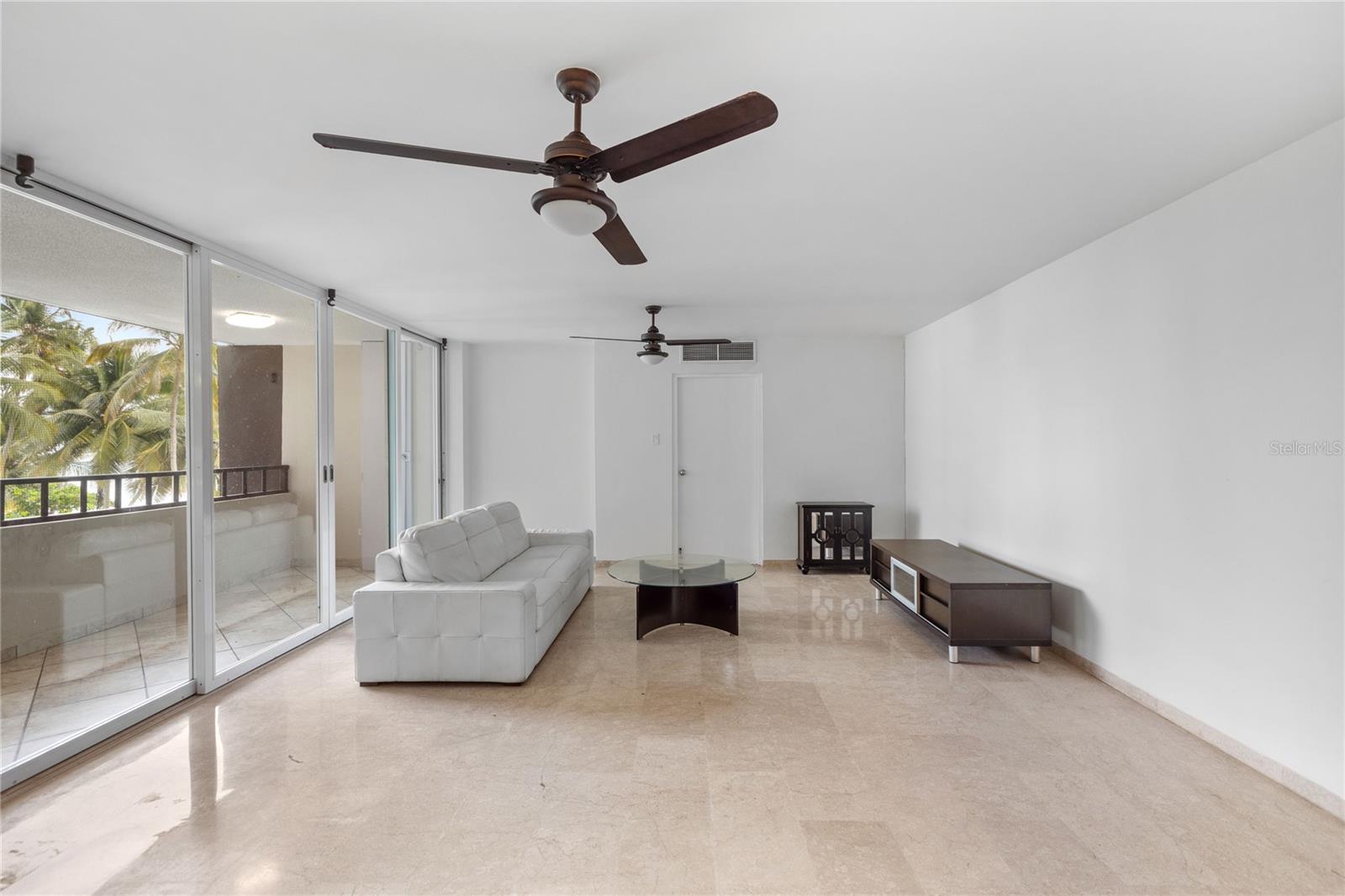 3307 ISLA VERDE AVENUE #304