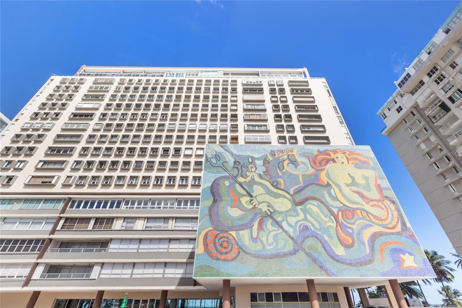 3307 ISLA VERDE AVENUE #304