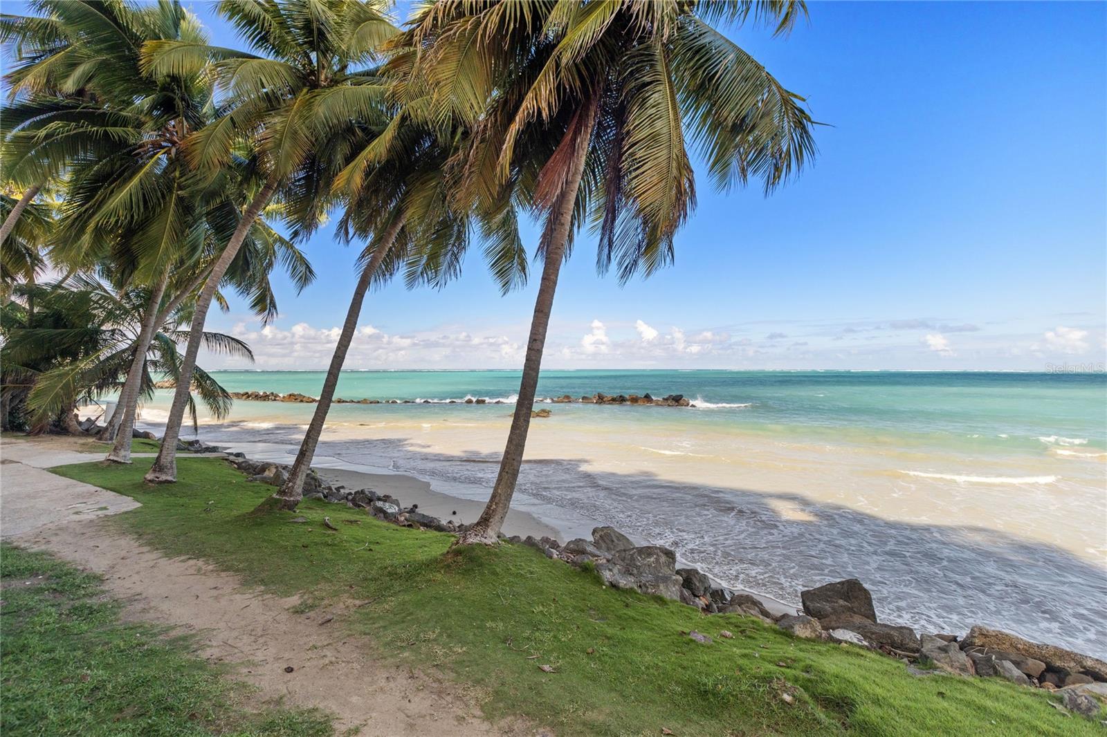 3307 ISLA VERDE AVENUE #304