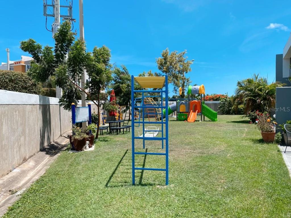 2652 BLVD. MIGUEL POU PONCE