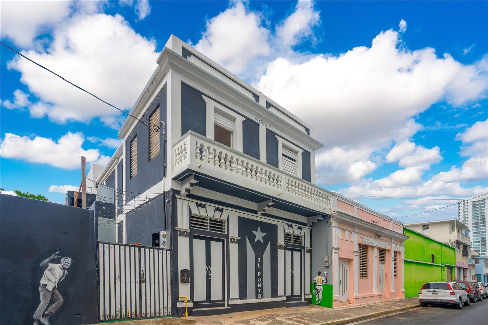 303 CALLE SAN AGUSTIN