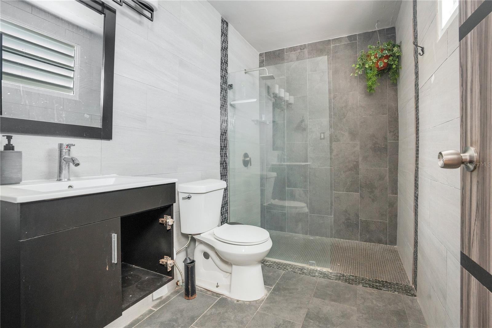 303 CALLE SAN AGUSTIN