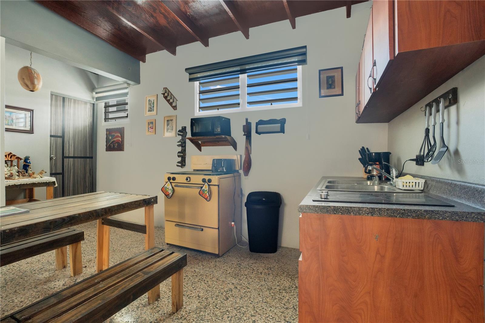 303 CALLE SAN AGUSTIN
