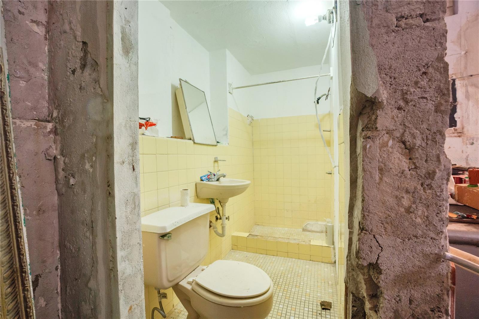 303 CALLE SAN AGUSTIN