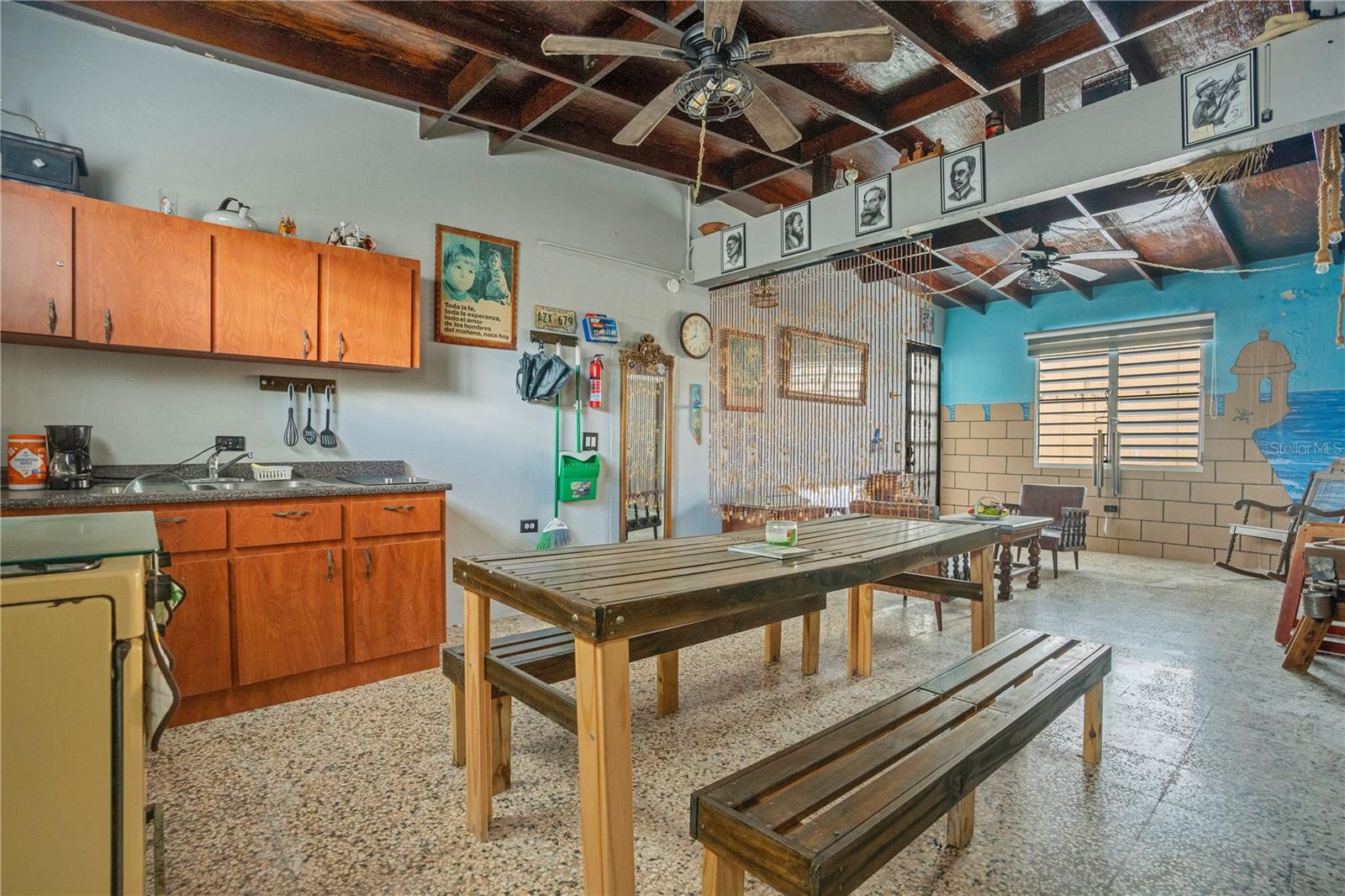 303 CALLE SAN AGUSTIN