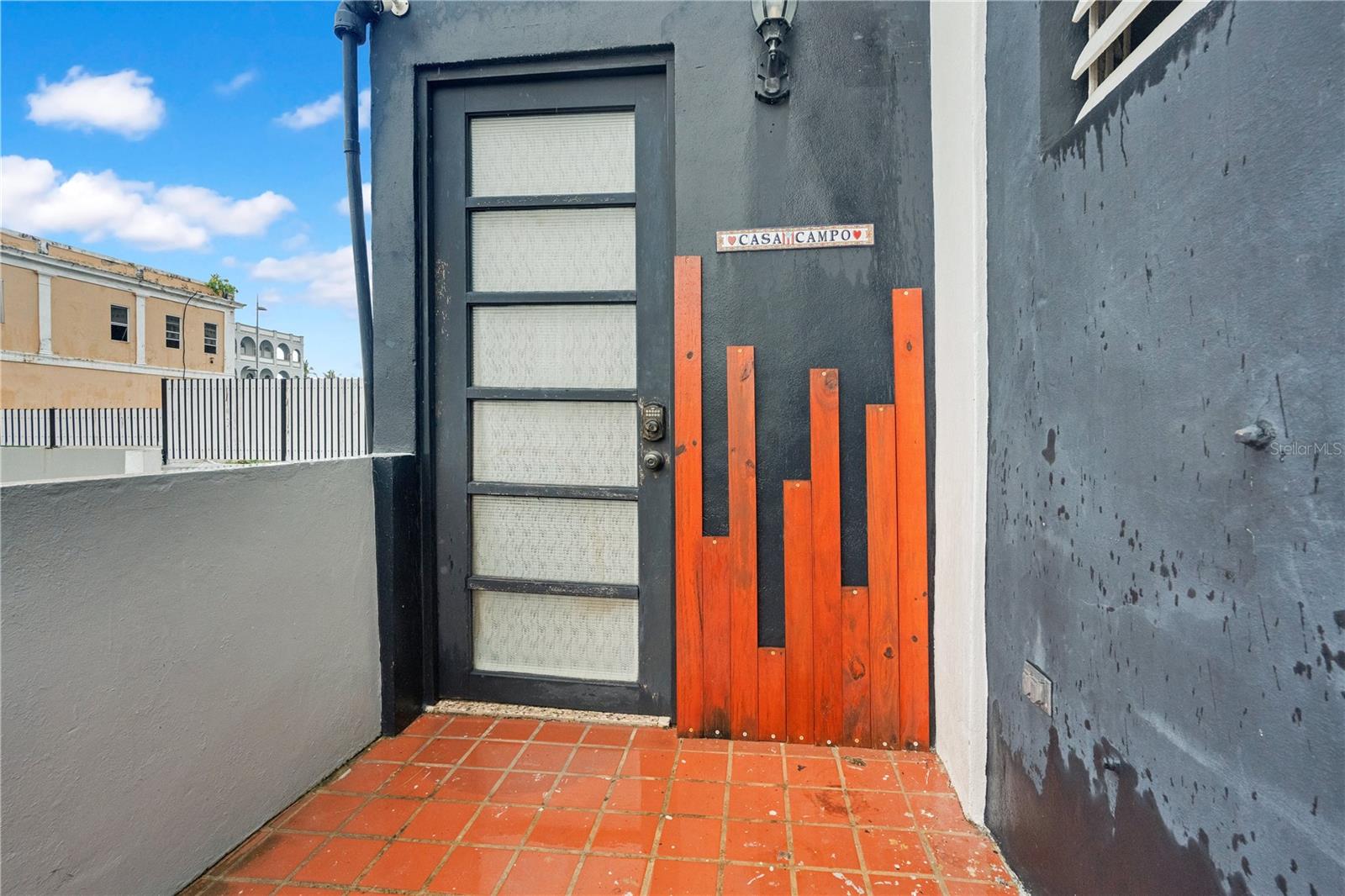 303 CALLE SAN AGUSTIN