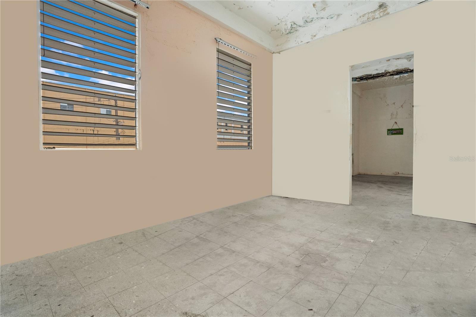303 CALLE SAN AGUSTIN