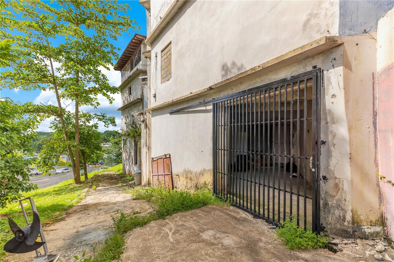 16 BUENA VISTA AVENUE, PUEBLO WARD DEV.