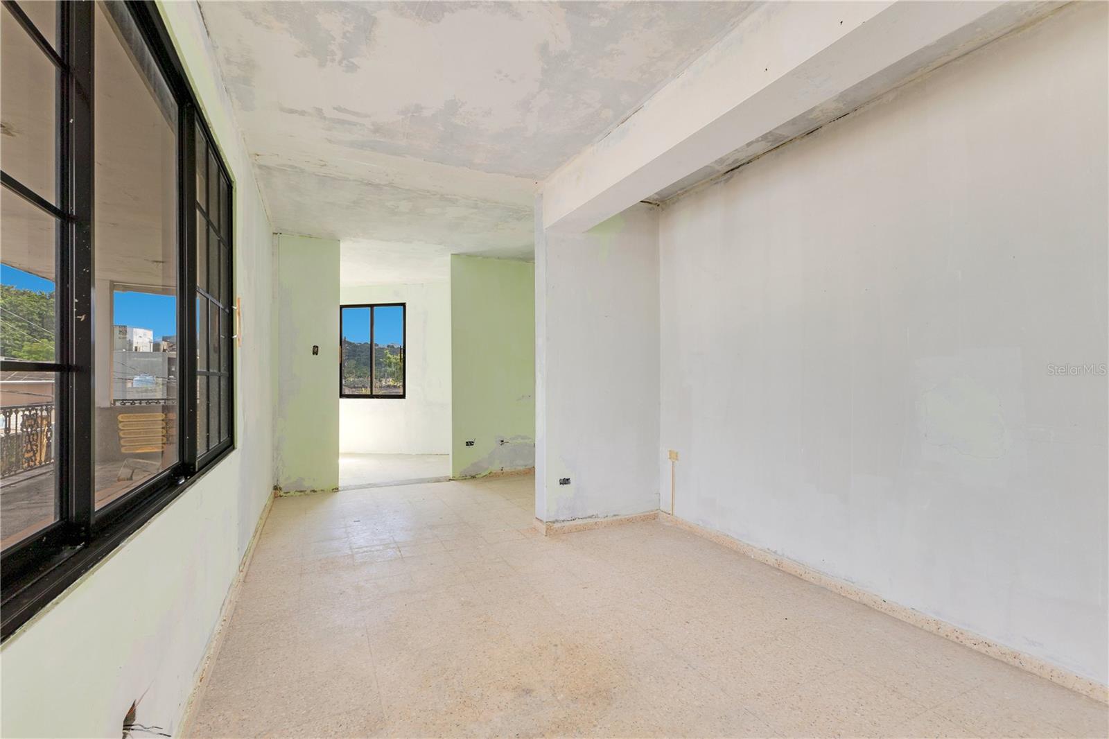 16 BUENA VISTA AVENUE, PUEBLO WARD DEV.