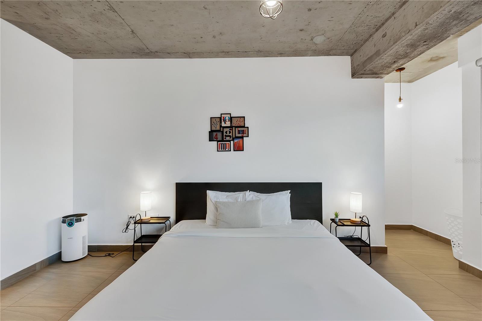 404 AVE DE LA CONSTITUCION #1906