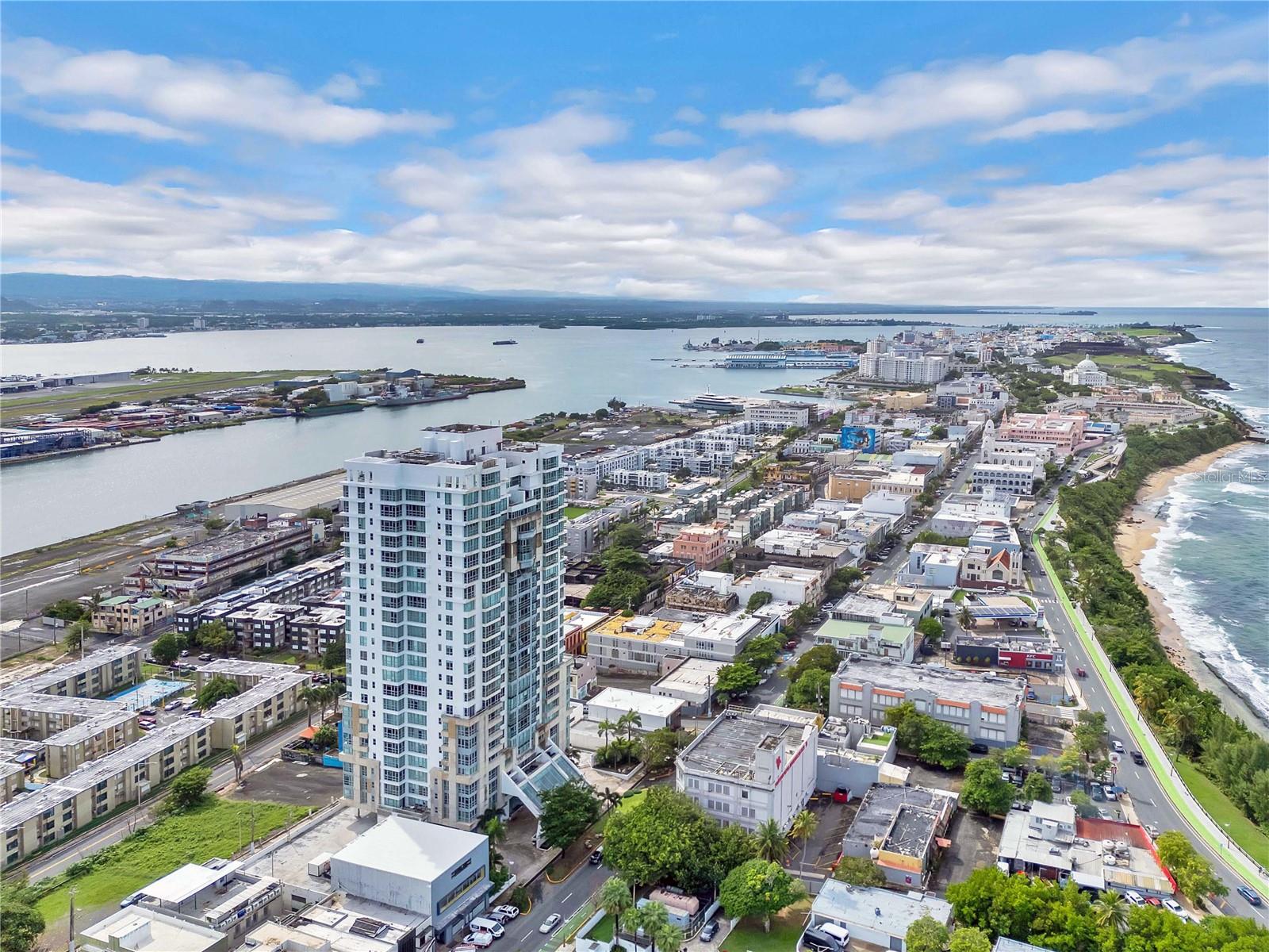 404 AVE DE LA CONSTITUCION #1906