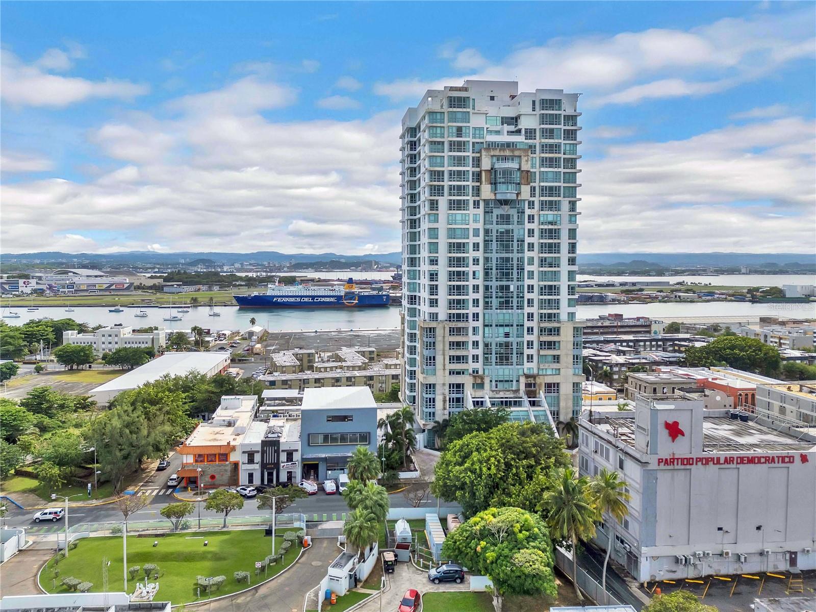 404 AVE DE LA CONSTITUCION #1906