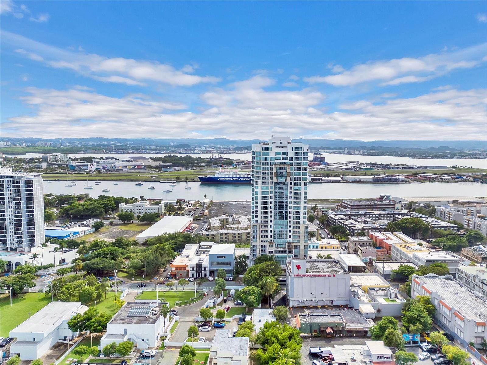 404 AVE DE LA CONSTITUCION #1906