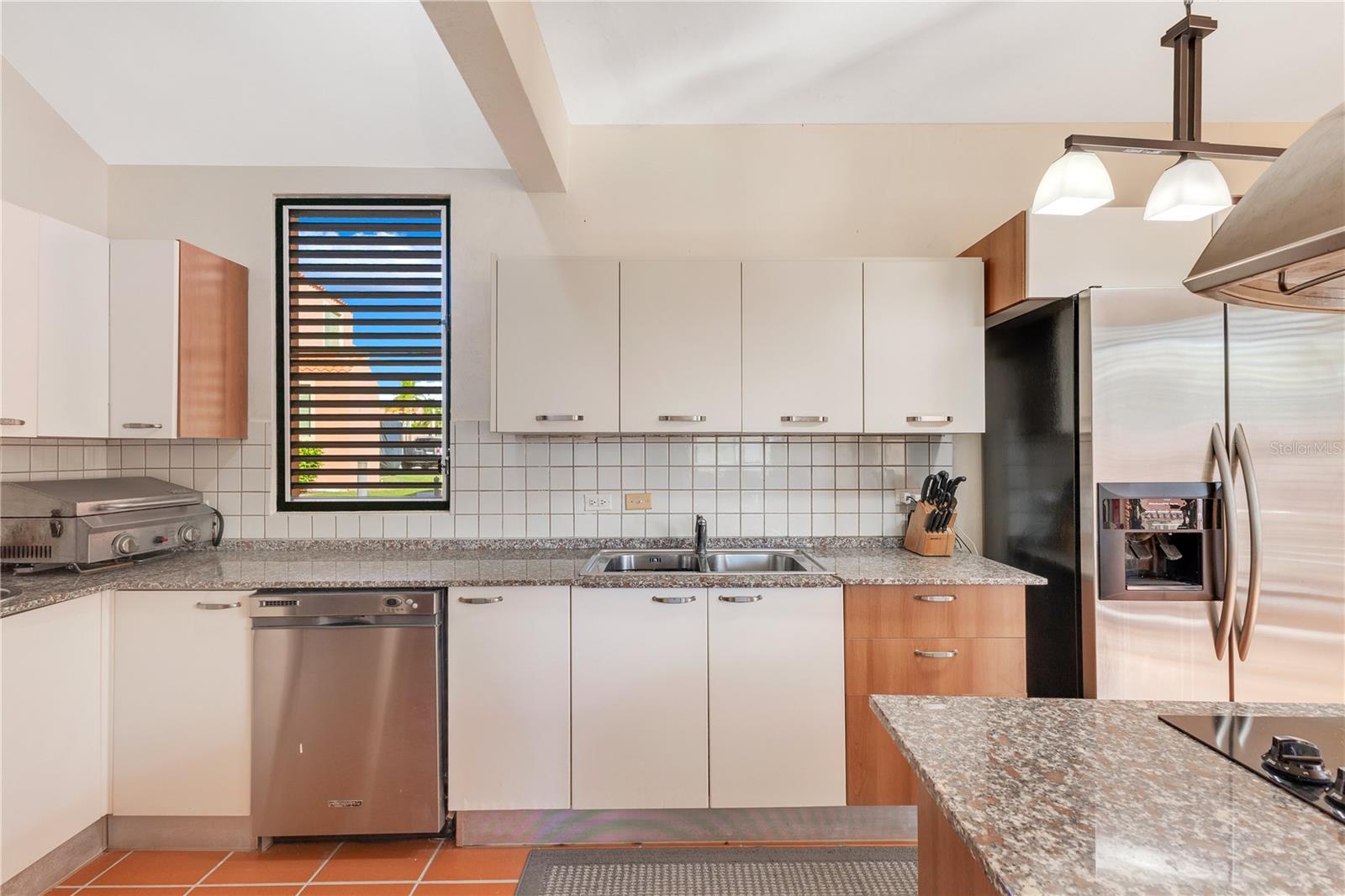 LAS VILLAS EN PALMAS HARBOUR DR #C-1