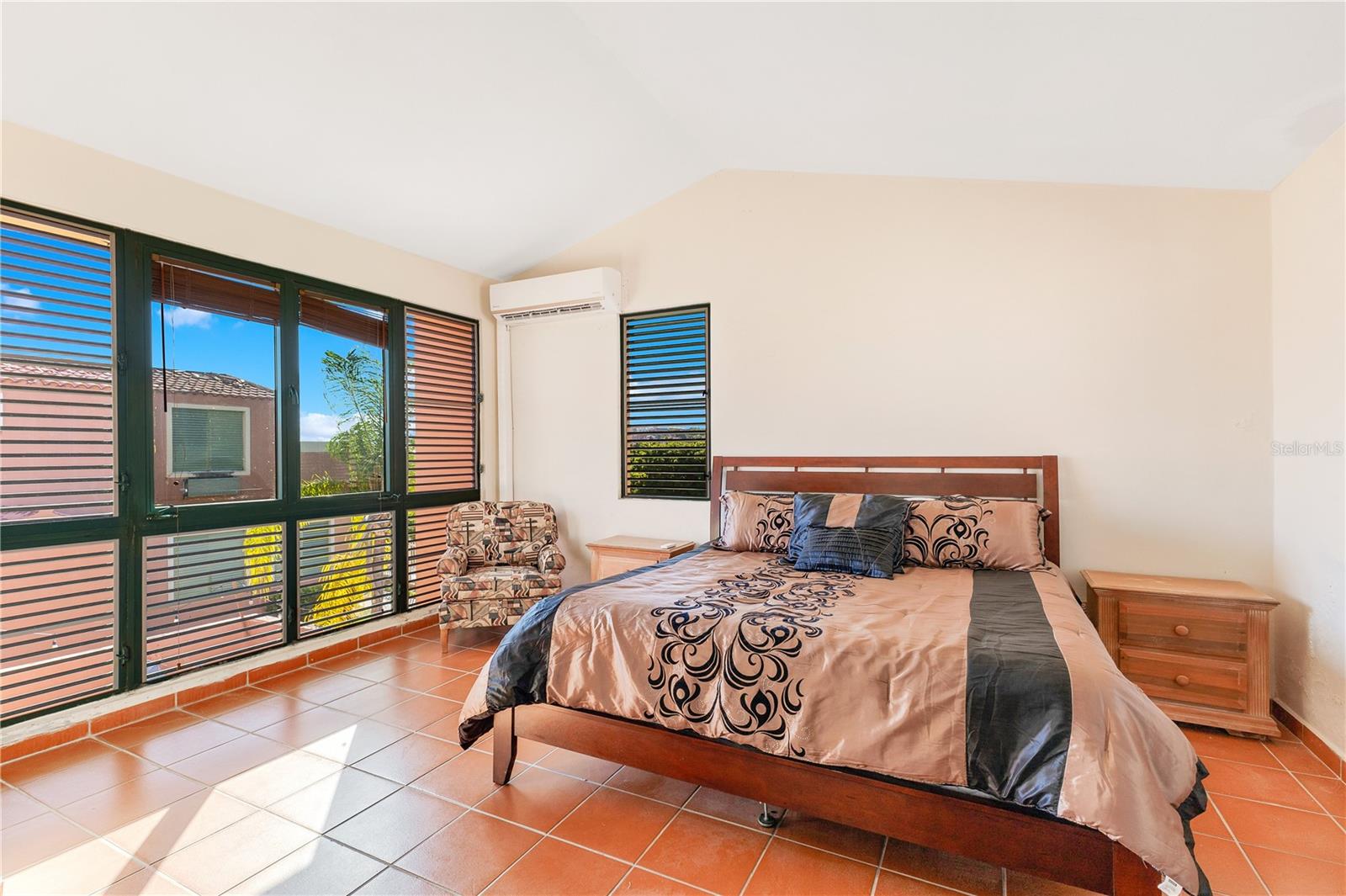 LAS VILLAS EN PALMAS HARBOUR DR #C-1